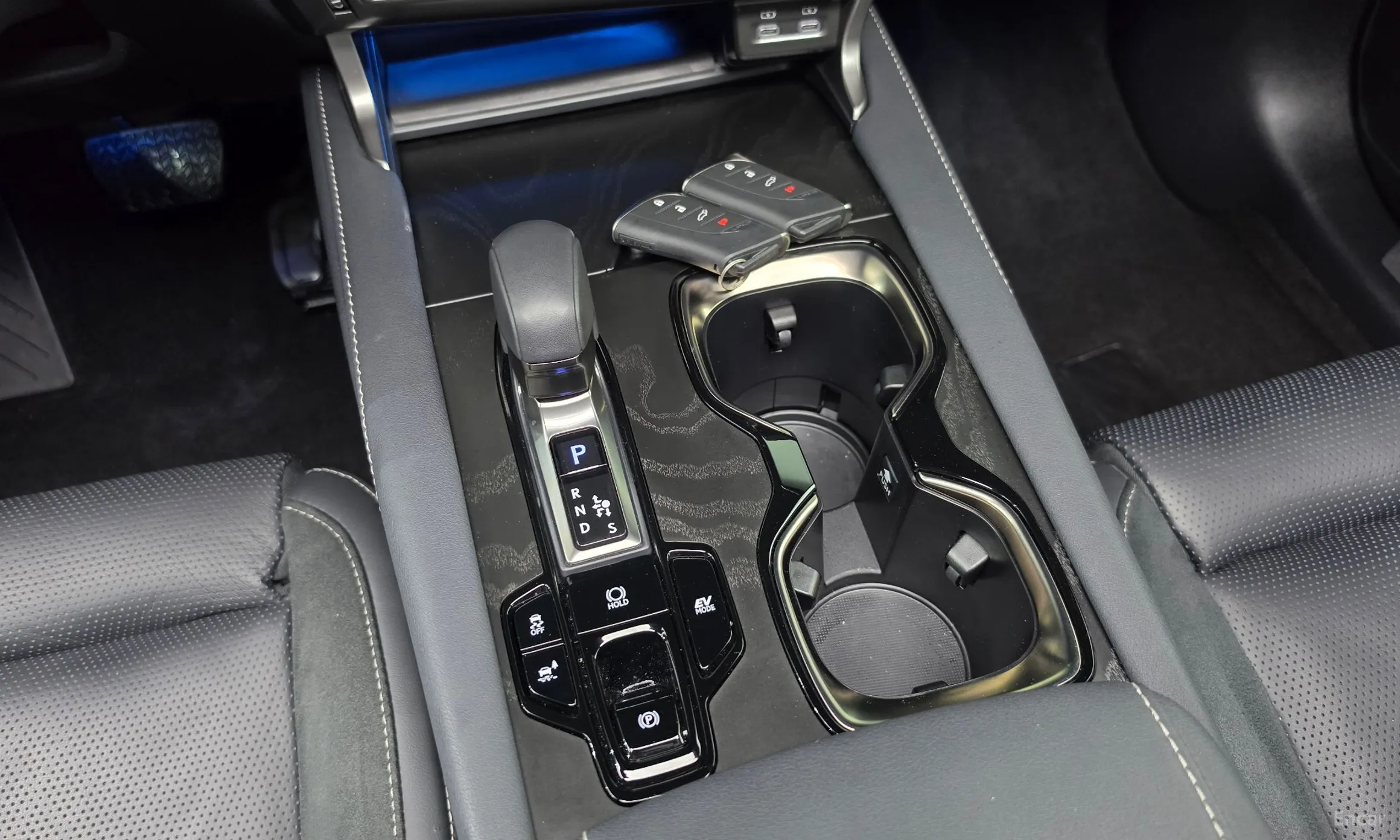Lexus RX350h 5th Generation превью 9
