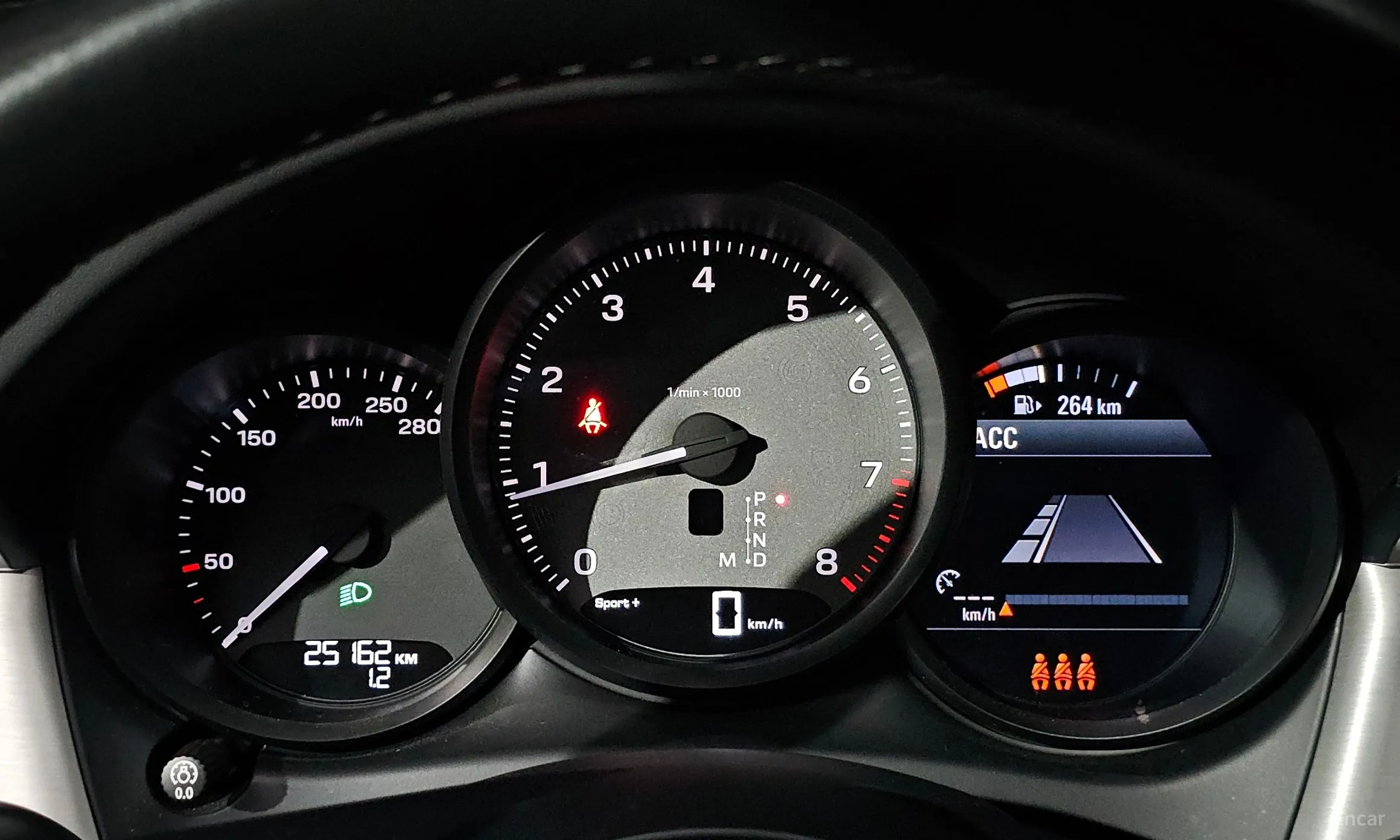 Porsche Macan превью 8