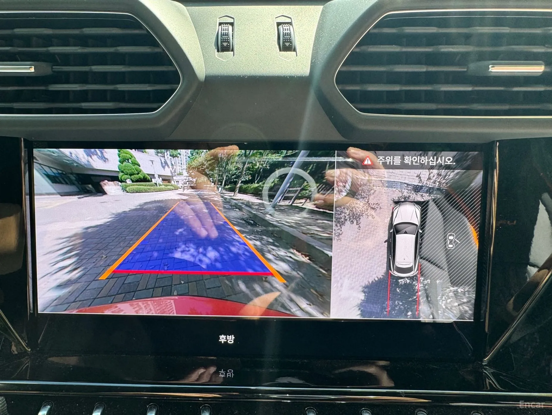 Lamborghini Urus превью 10
