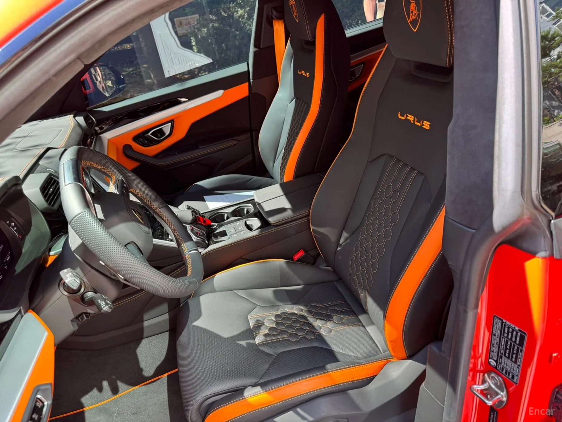 Lamborghini Urus превью 6