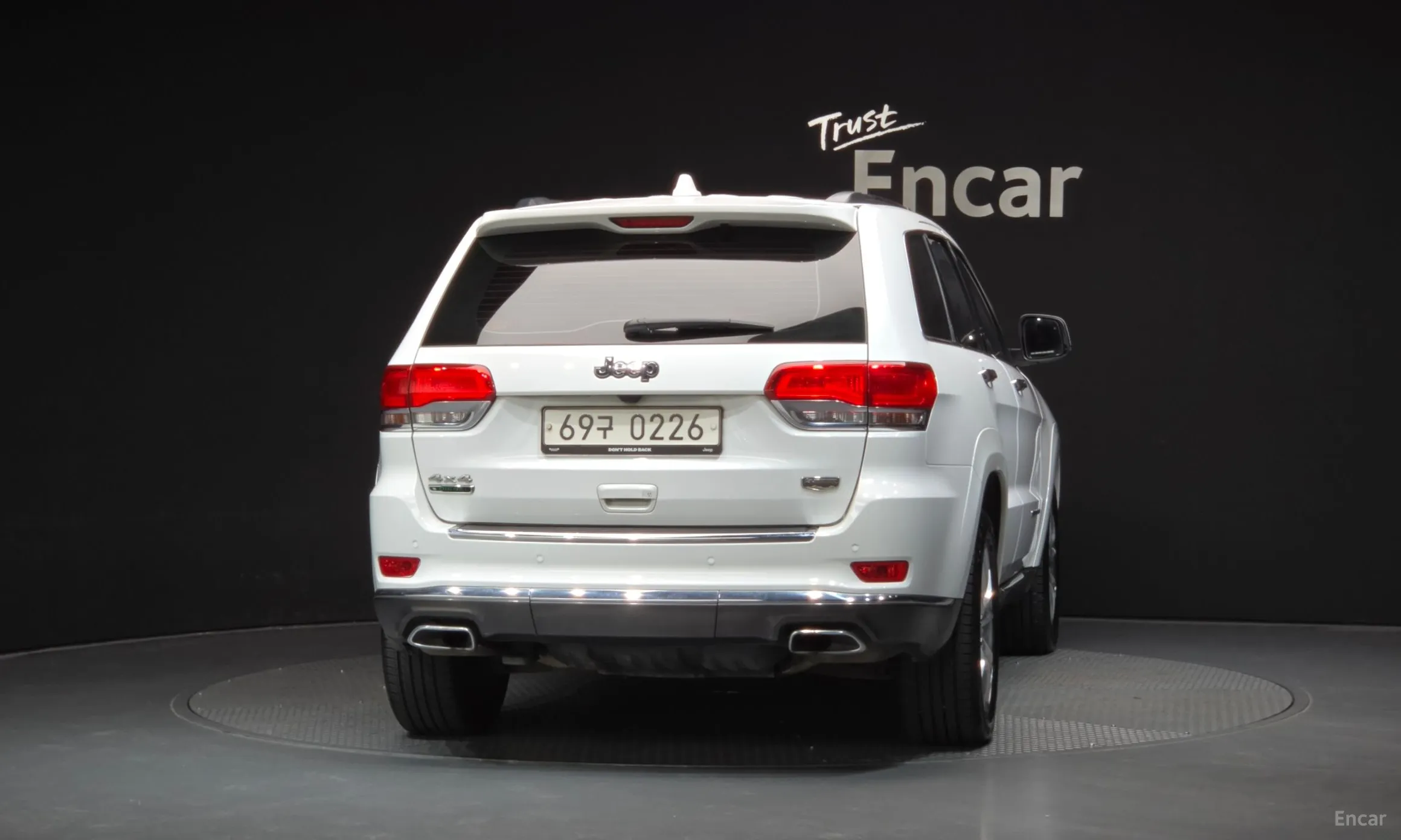 Jeep Grand Cherokee превью 4
