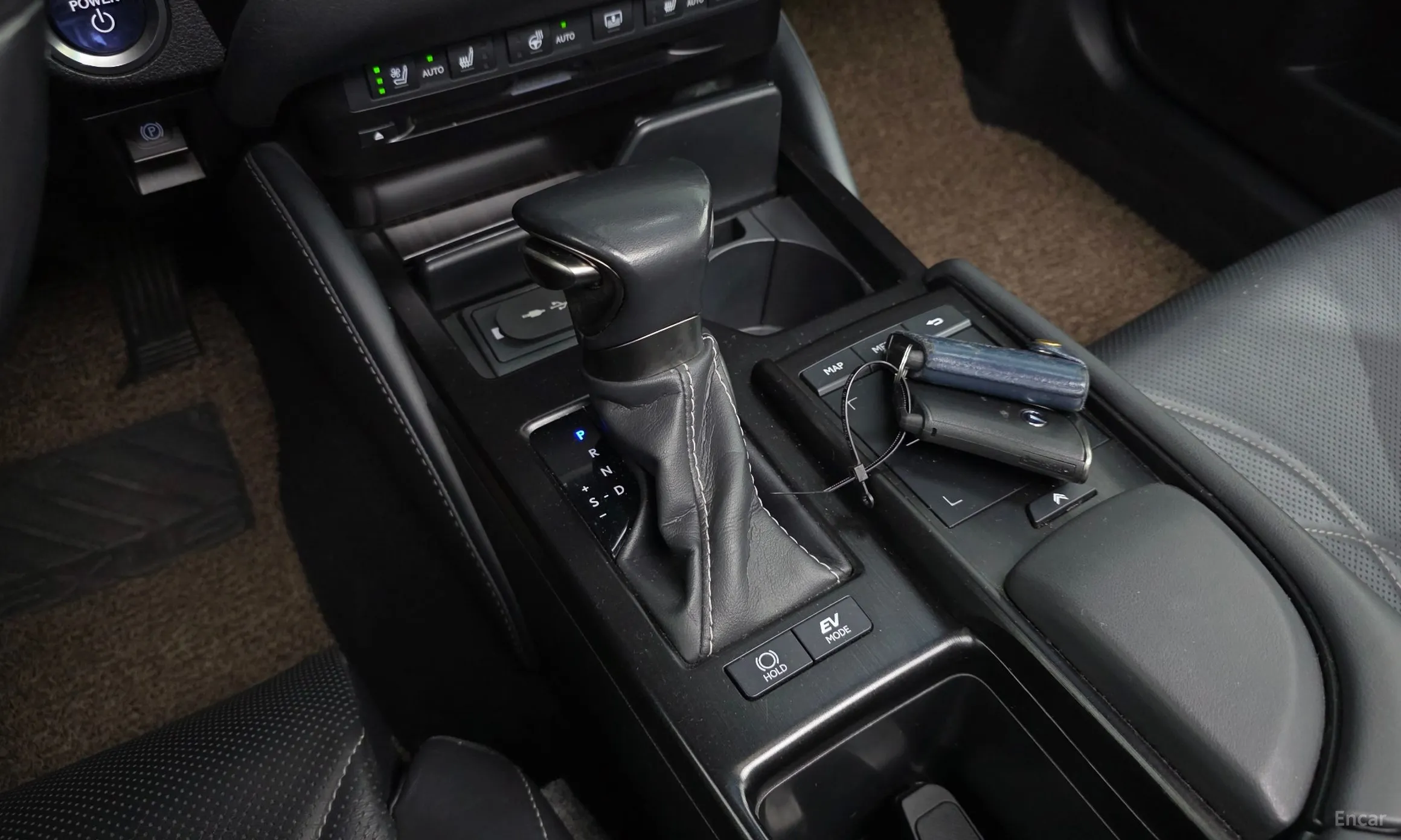 Lexus ES300h 7th Generation превью 9
