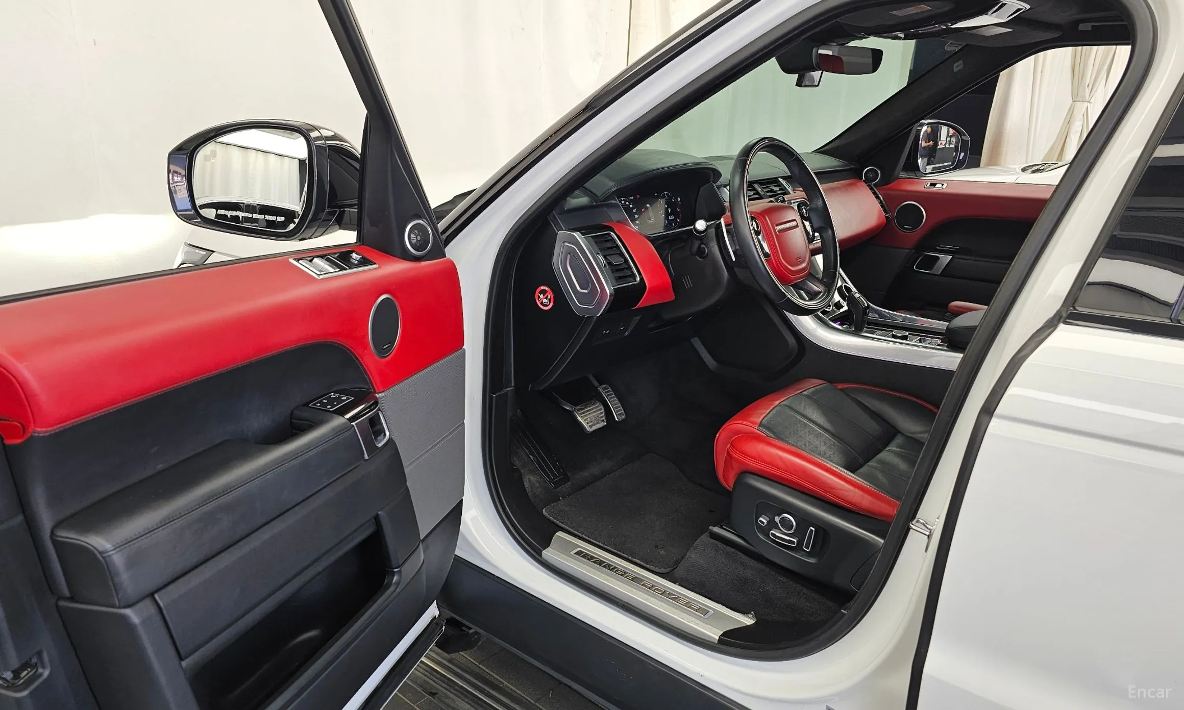 Land Rover Range Rover Sport 2nd Generation превью 10