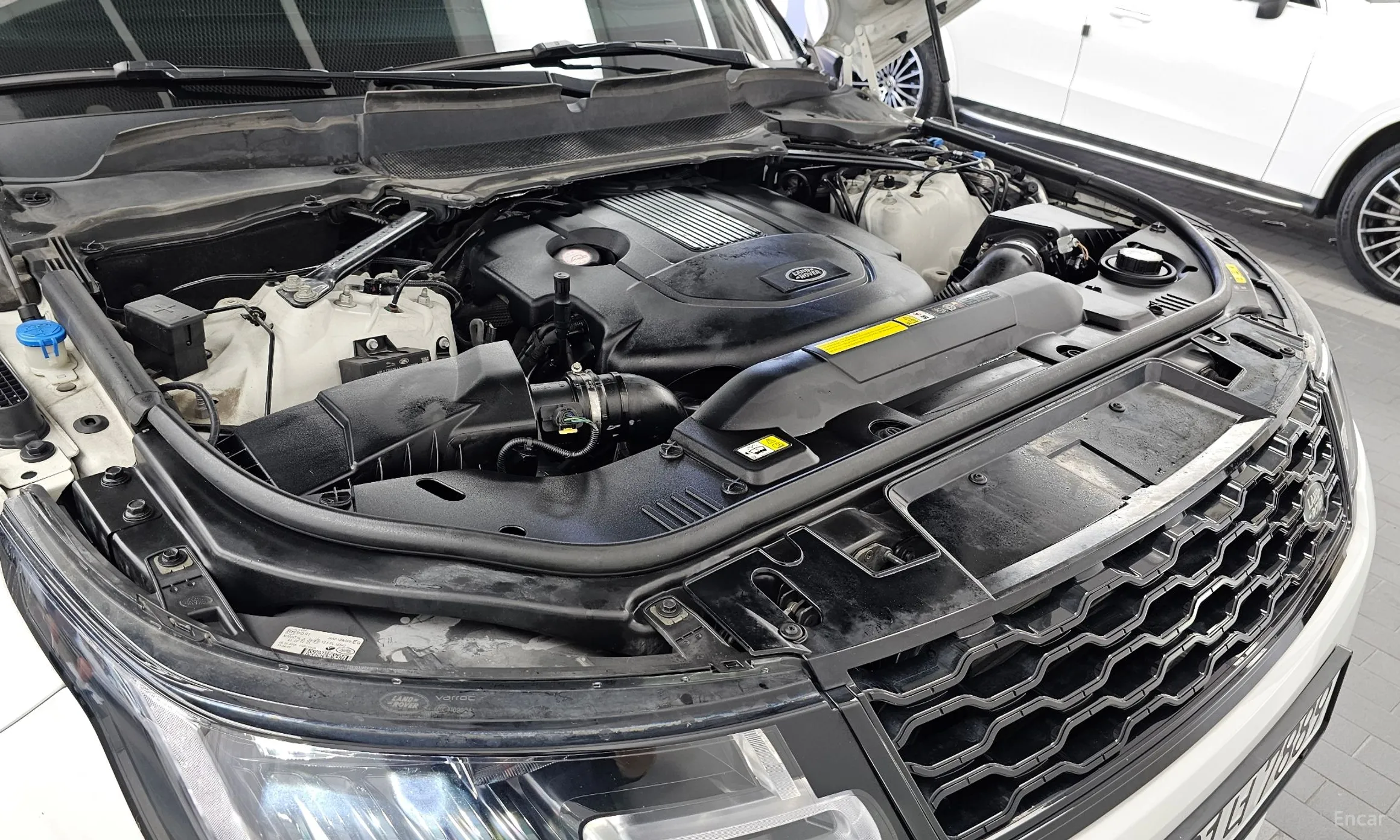 Land Rover Range Rover Sport 2nd Generation превью 6