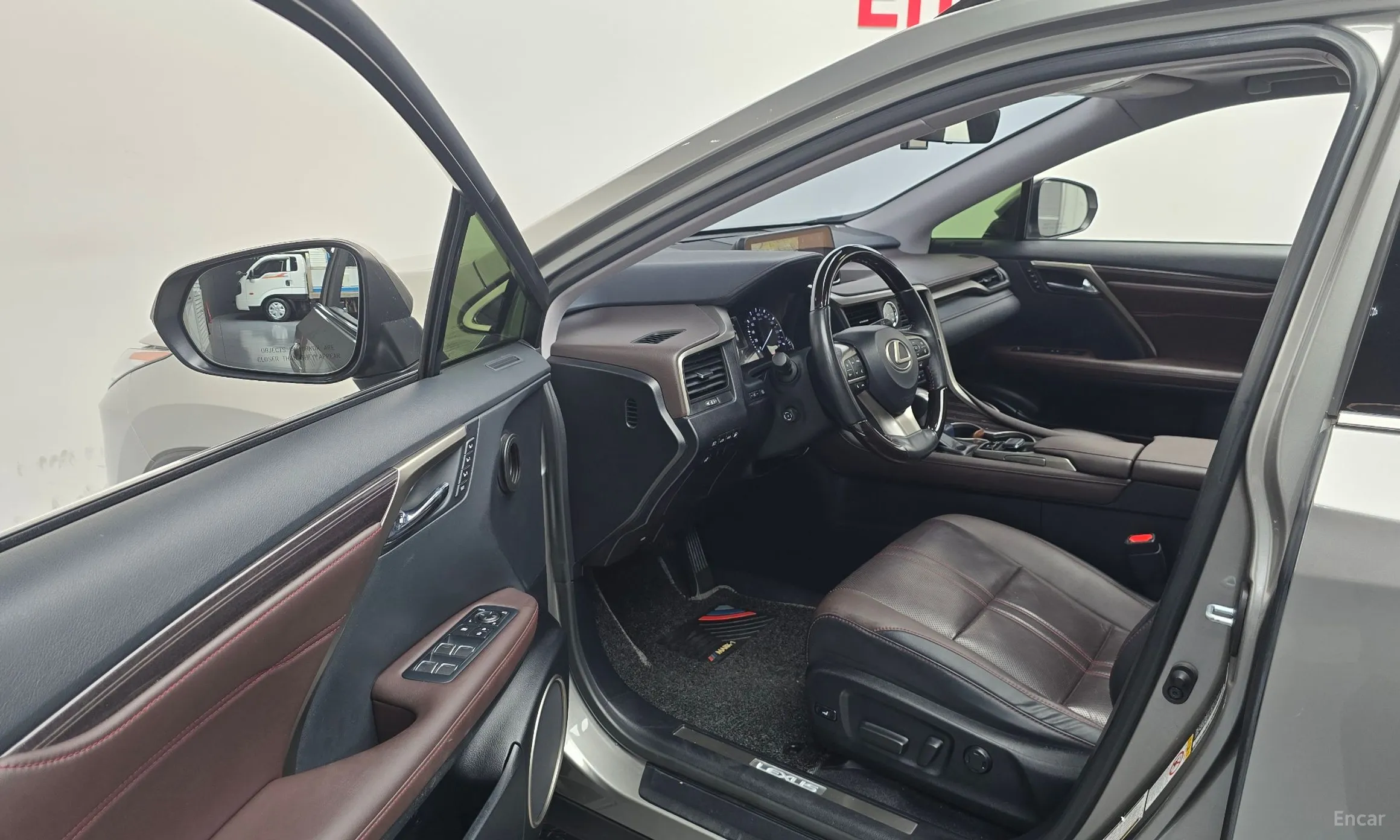 Lexus RX450h Gen 4 превью 10
