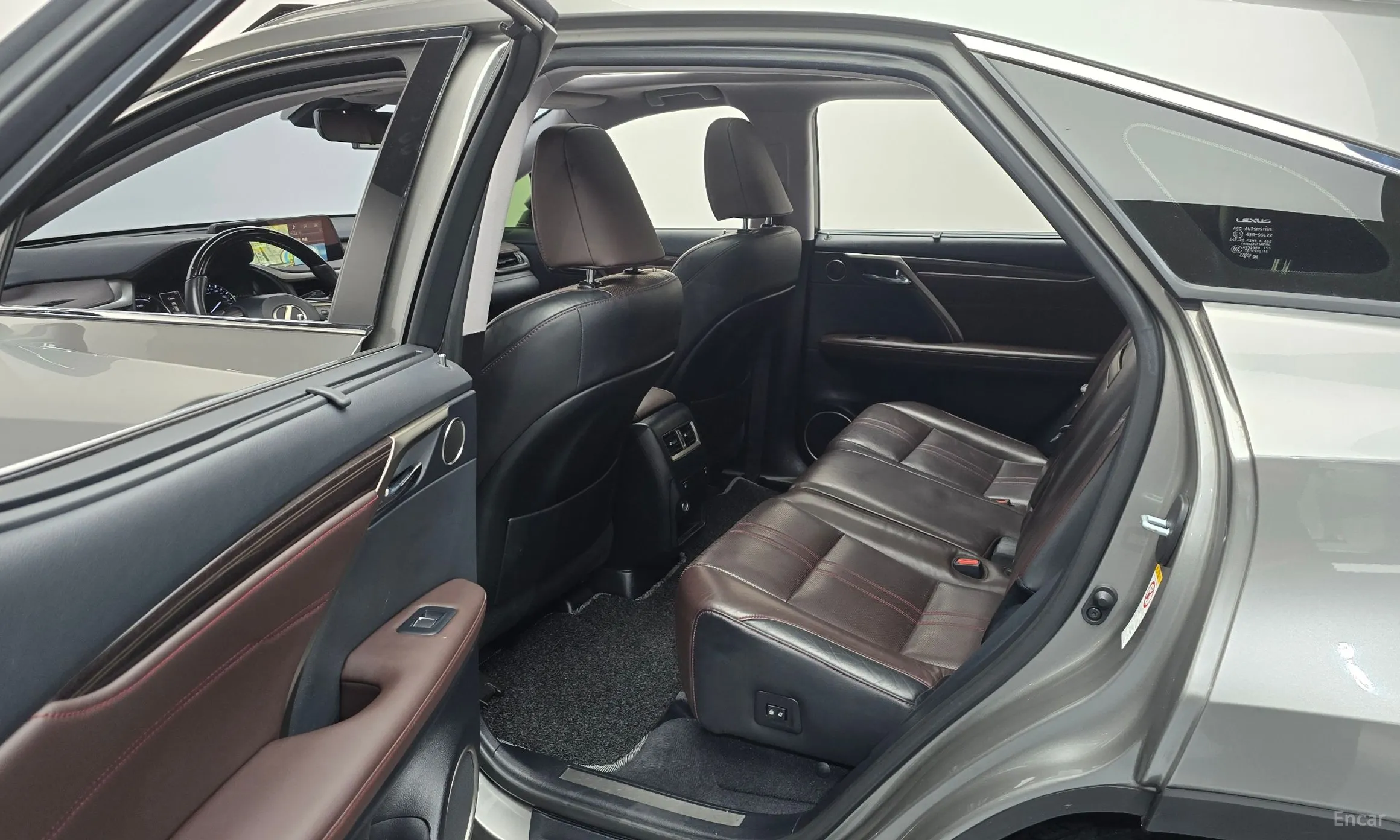 Lexus RX450h Gen 4 превью 12