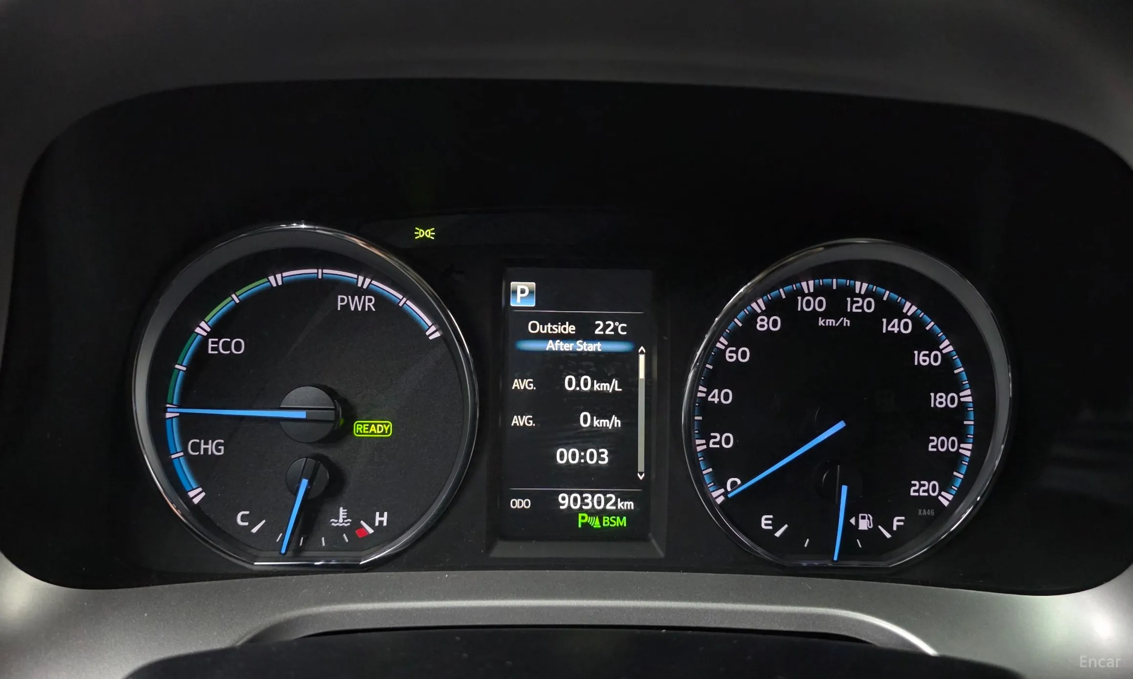 Toyota RAV4 превью 8