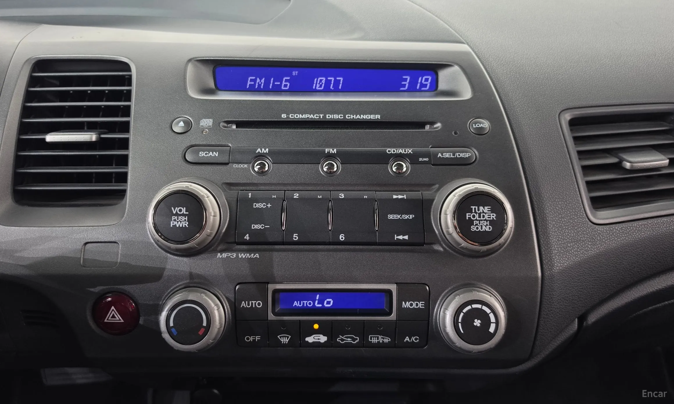 Honda Civic превью 14