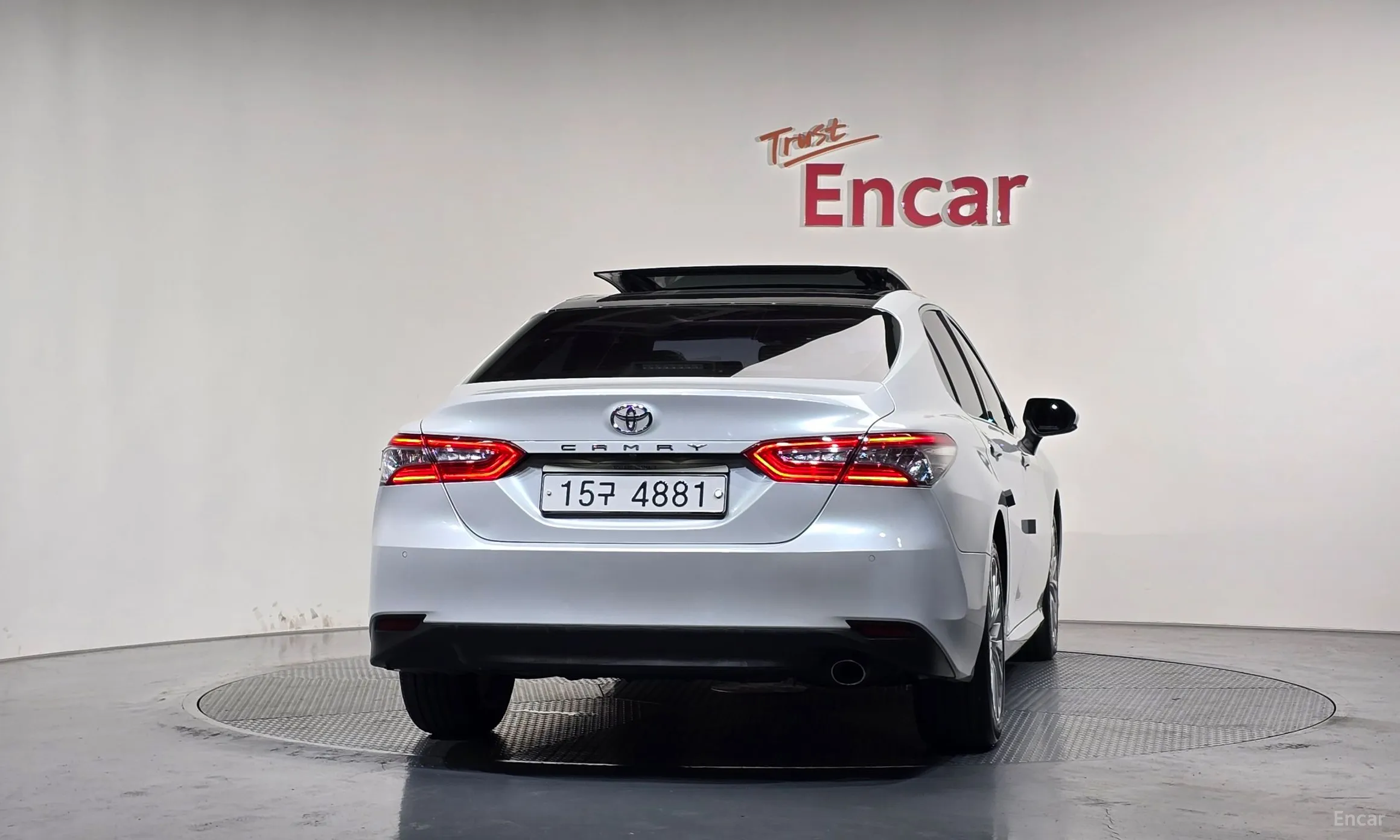 Toyota Camry (XV70) превью 4