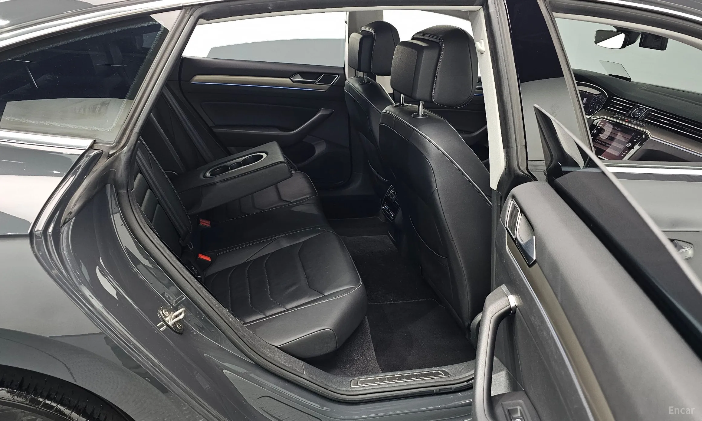 Volkswagen Ateon превью 11
