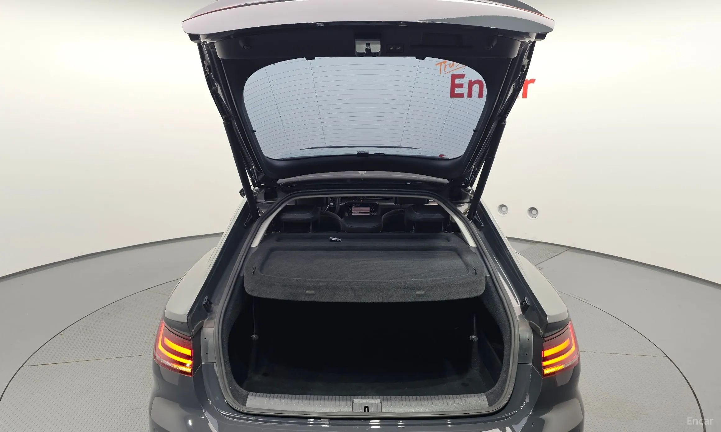 Volkswagen Ateon превью 20