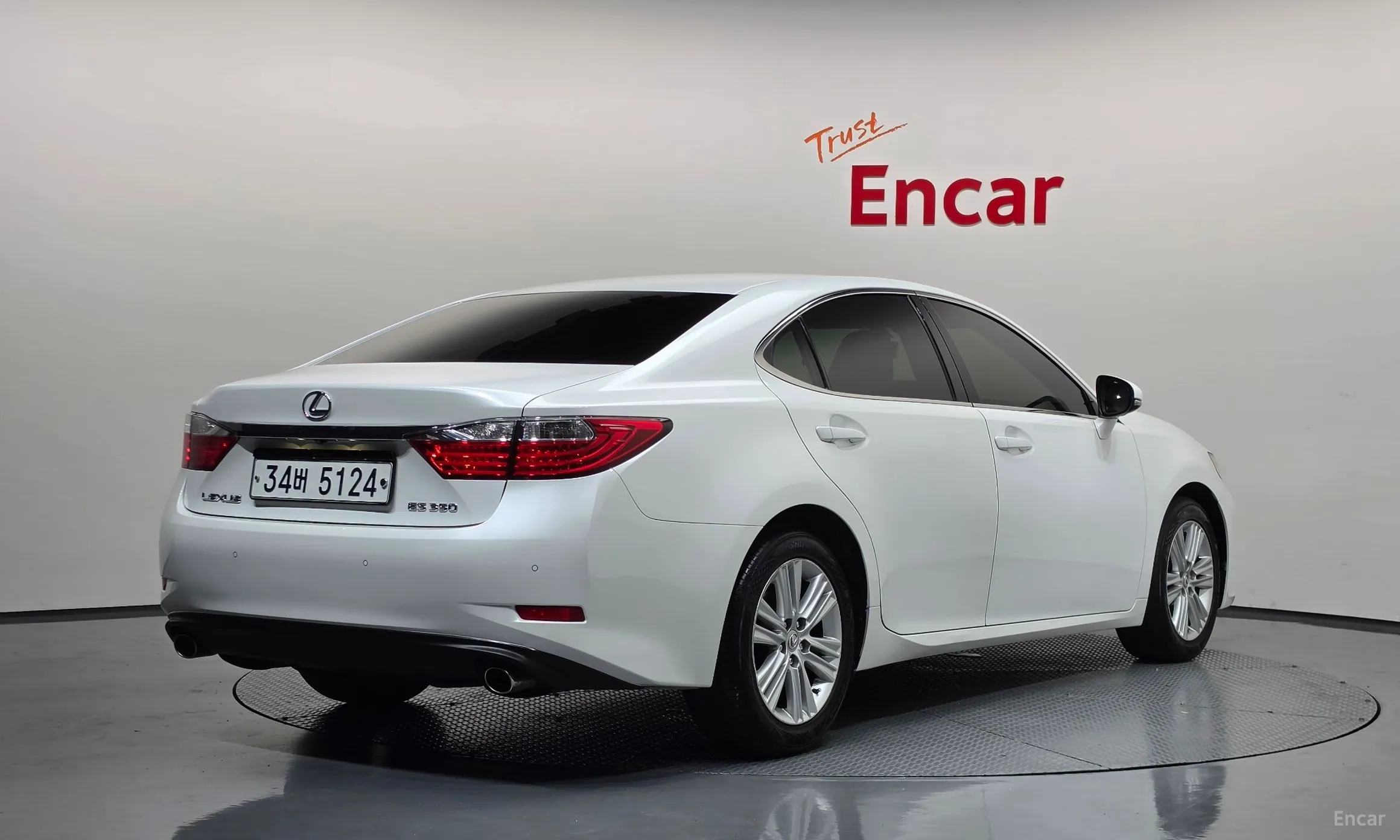Lexus New ES350