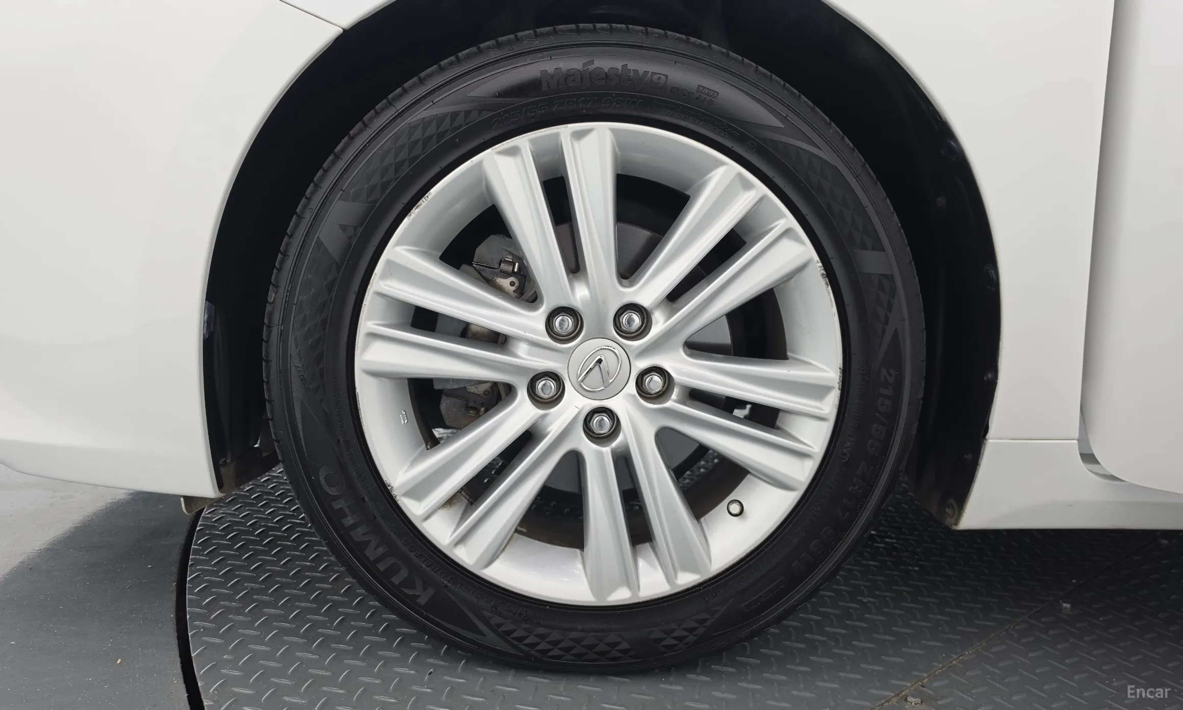 Lexus New ES350 превью 5