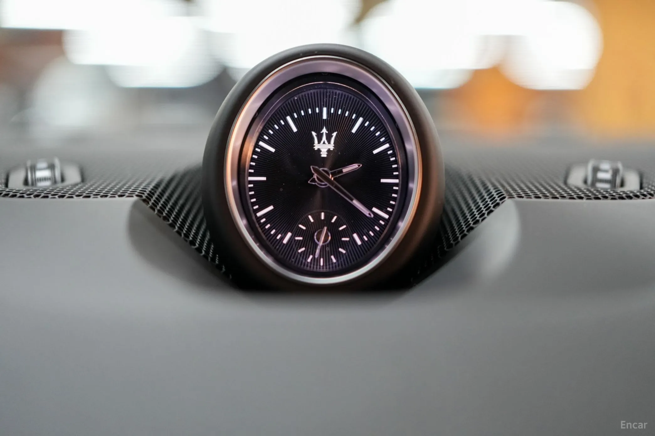 Maserati Levante превью 17