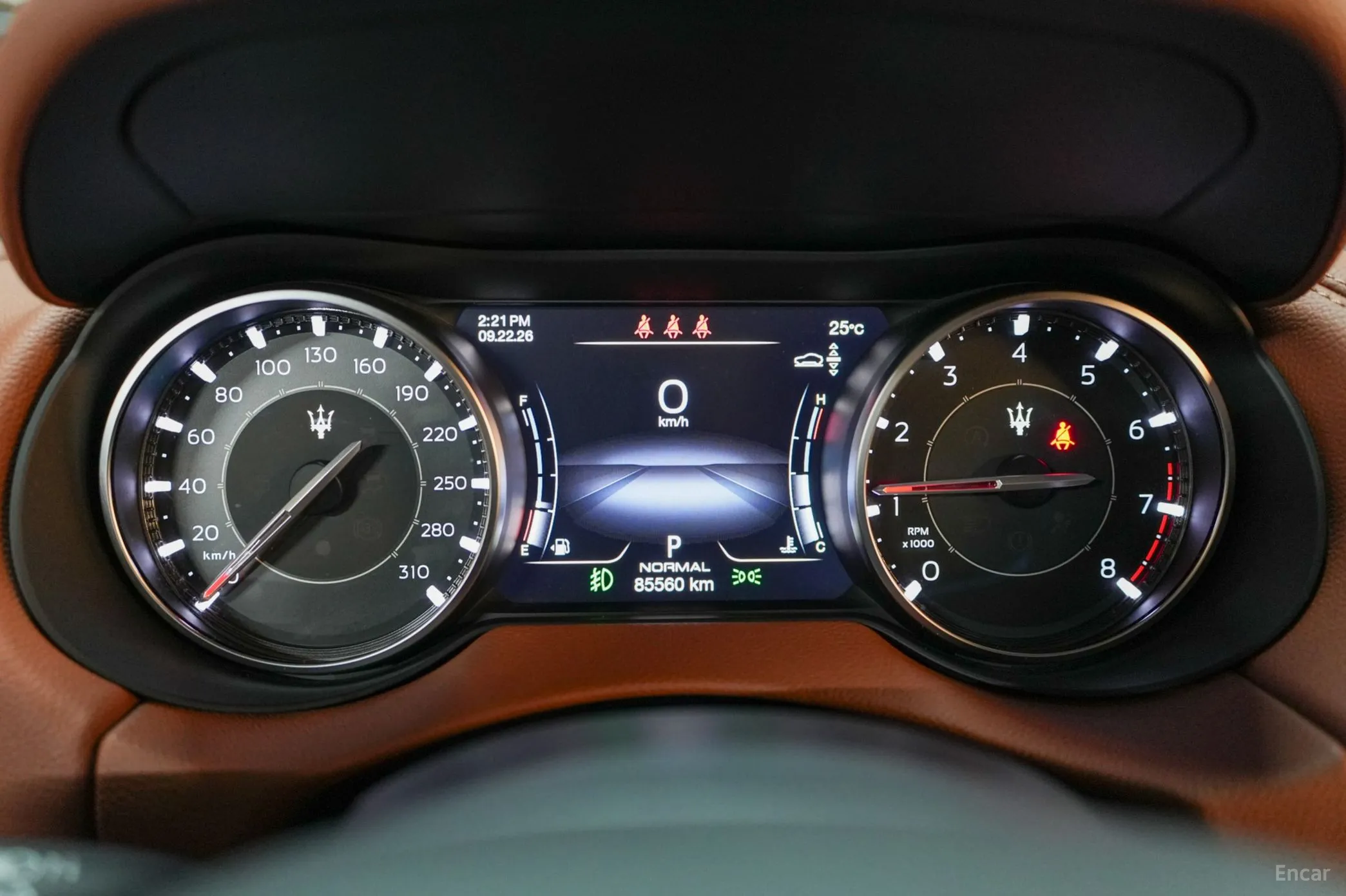Maserati Levante превью 8