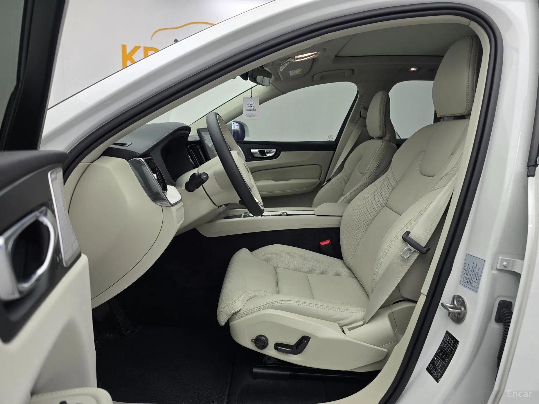 Volvo XC60 Gen 2 превью 11