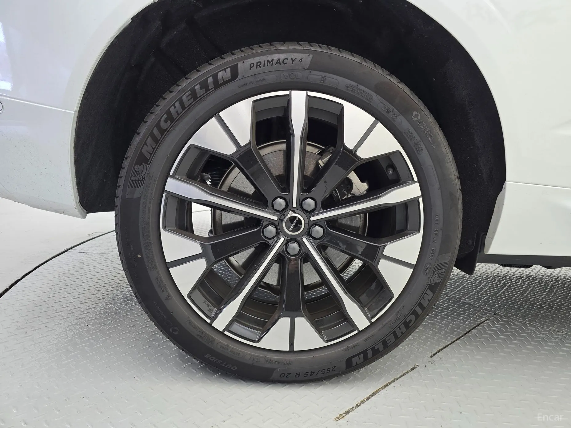 Volvo XC60 Gen 2 превью 7