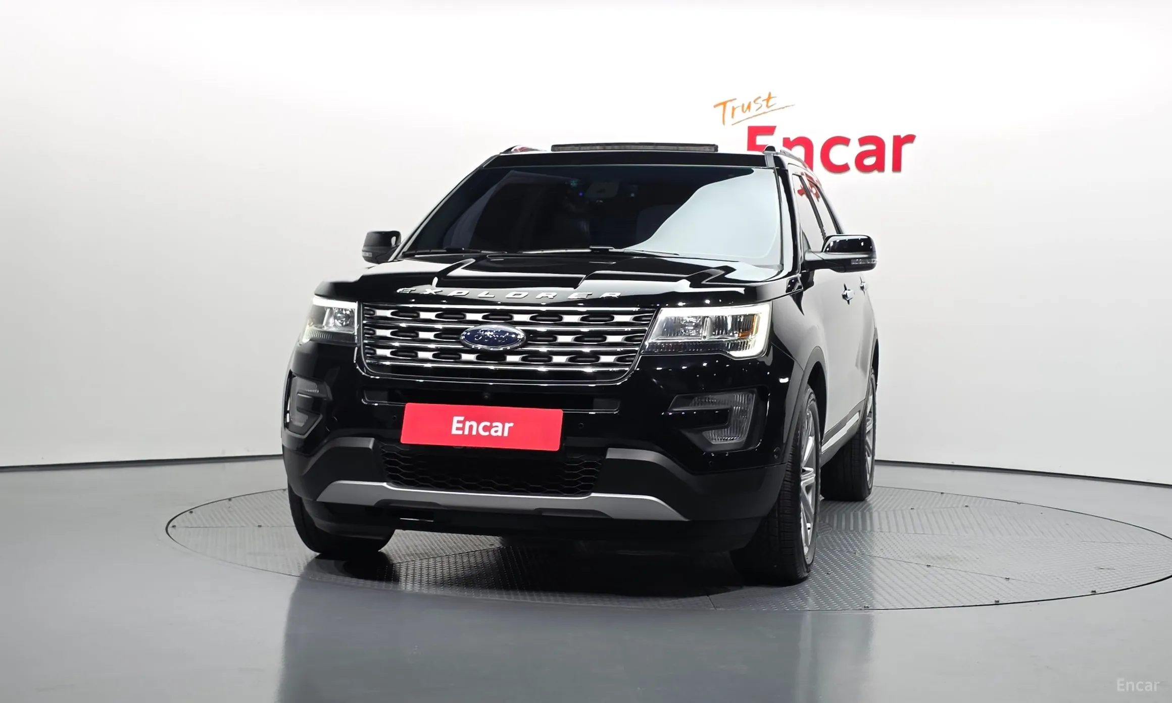 Ford Explorer превью 3
