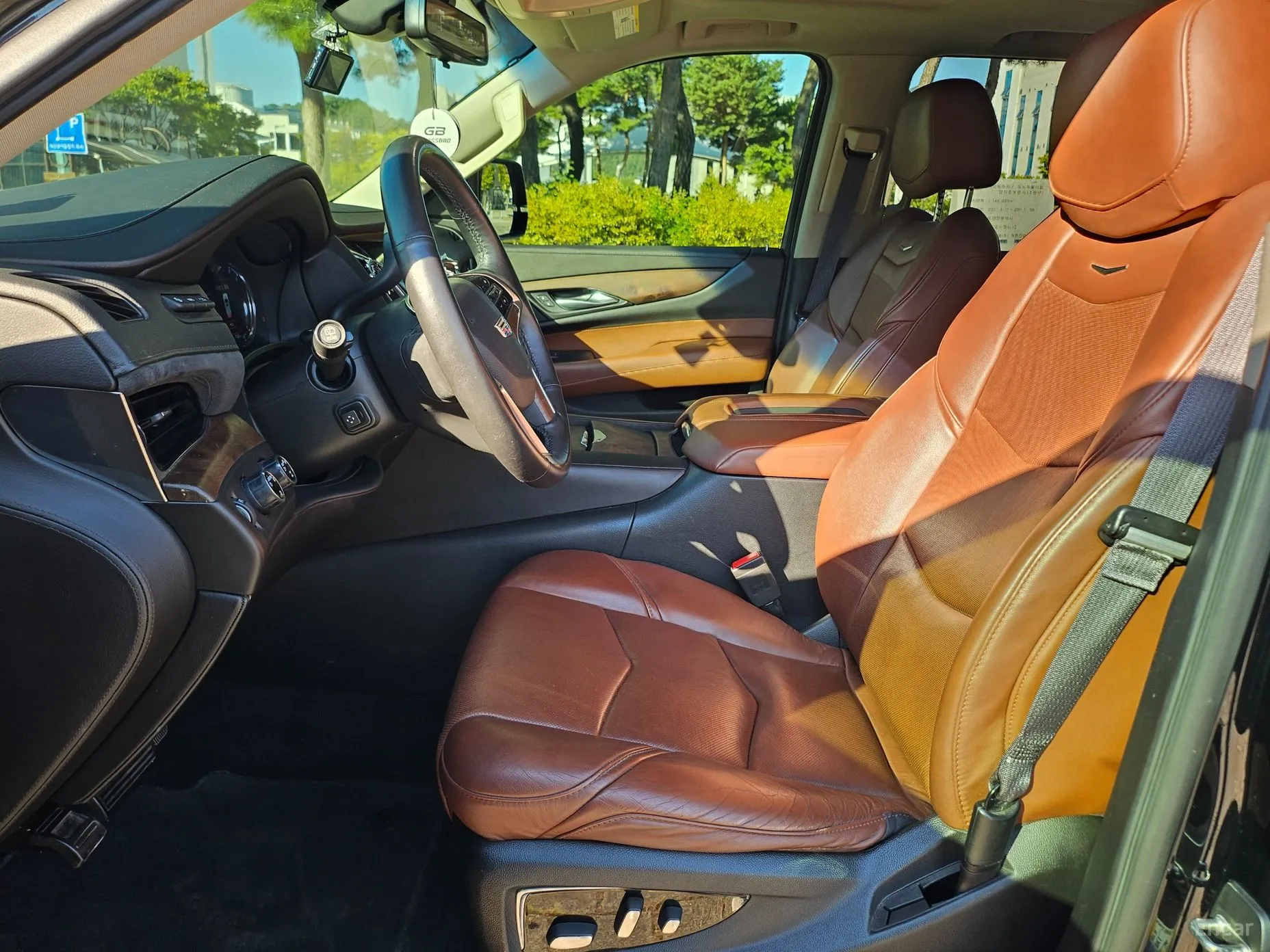 Cadillac Escalade превью 11