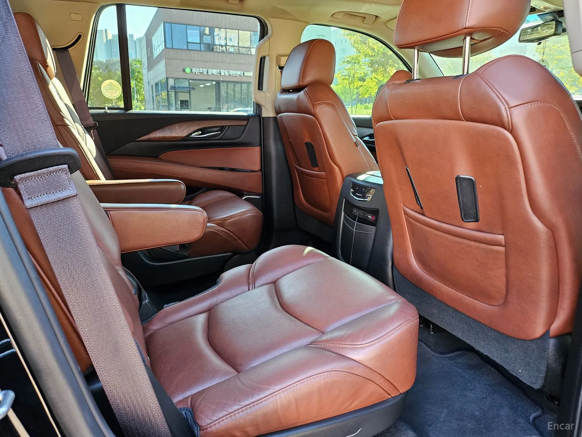 Cadillac Escalade превью 15