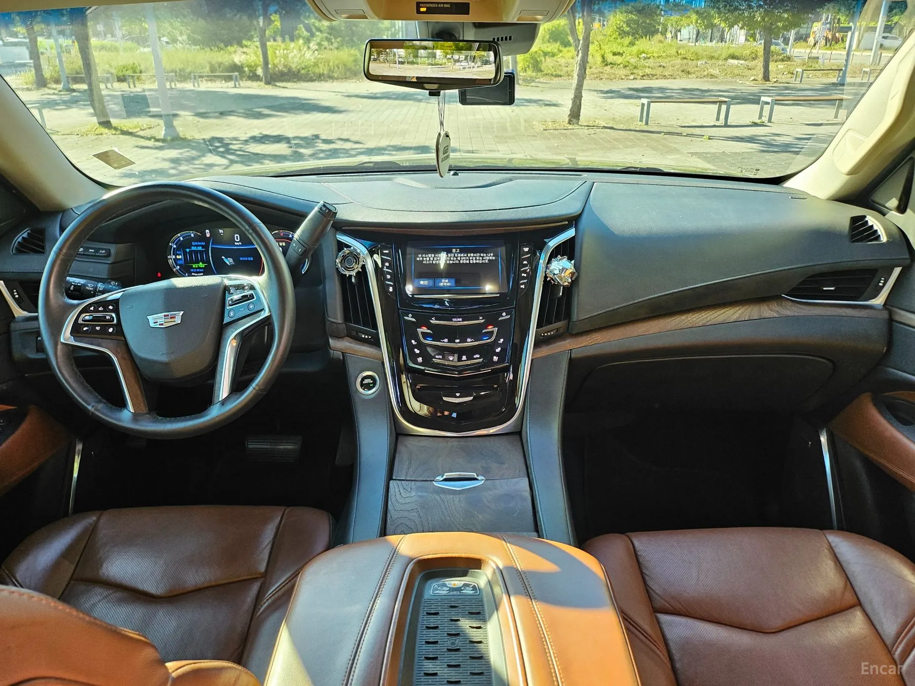 Cadillac Escalade превью 16