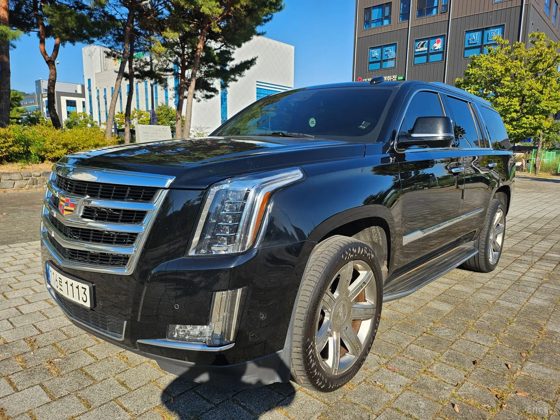 Cadillac Escalade превью 3