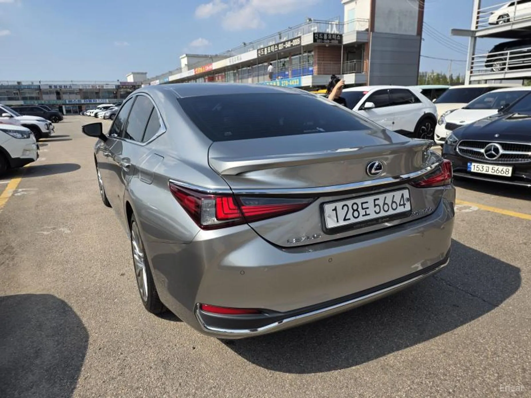 Lexus ES300h 7th Generation превью 4