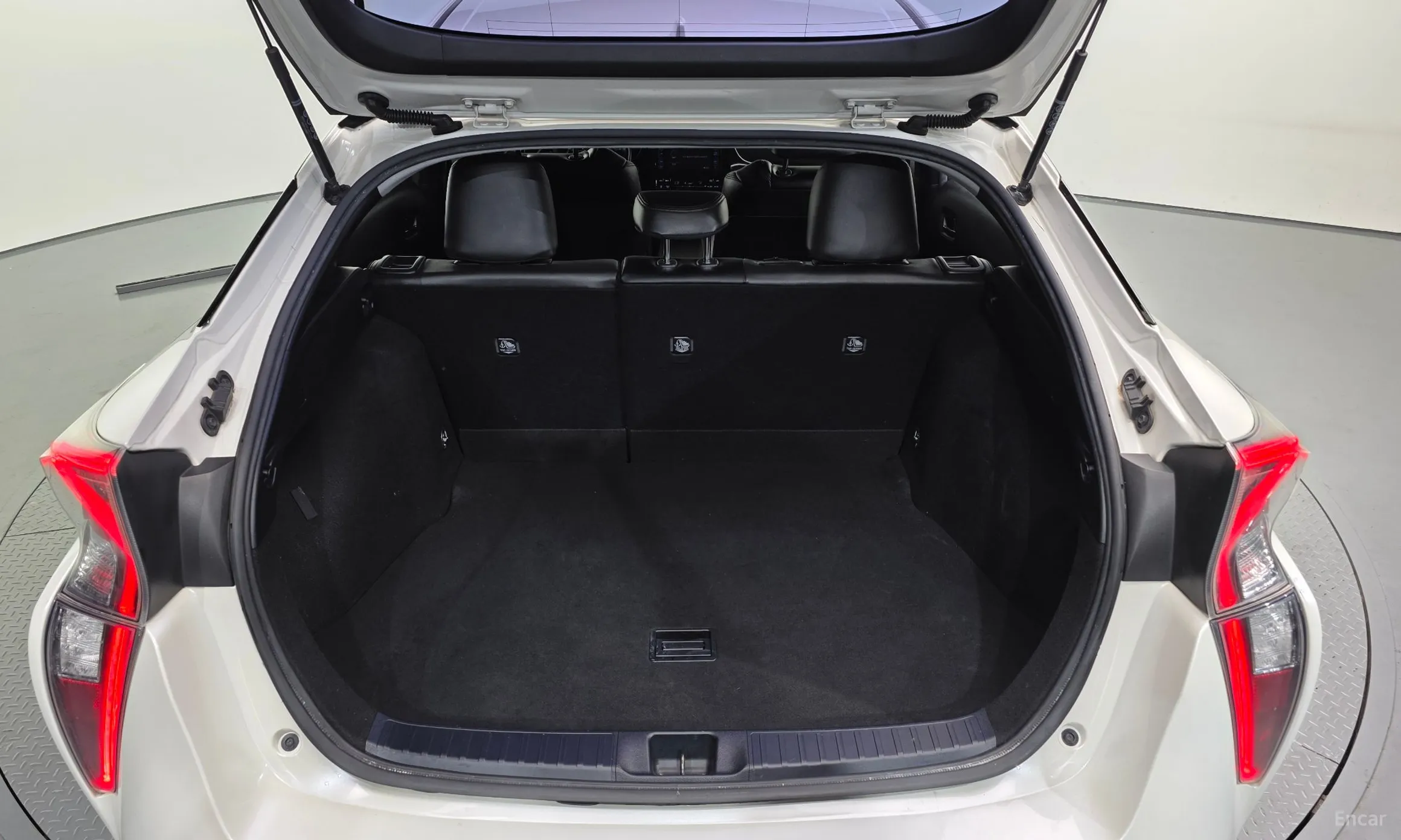 Toyota Prius 4th Generation превью 20