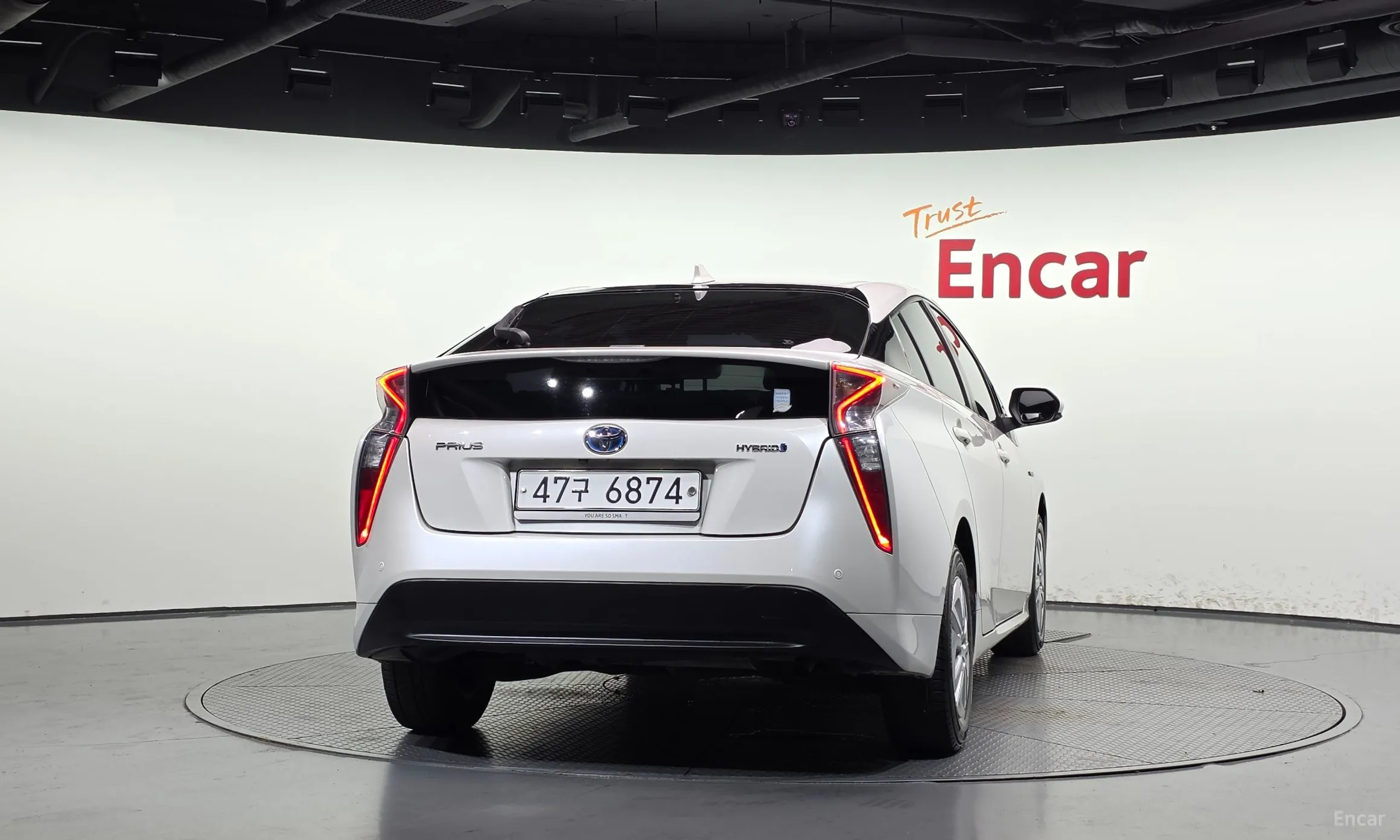 Toyota Prius 4th Generation превью 4
