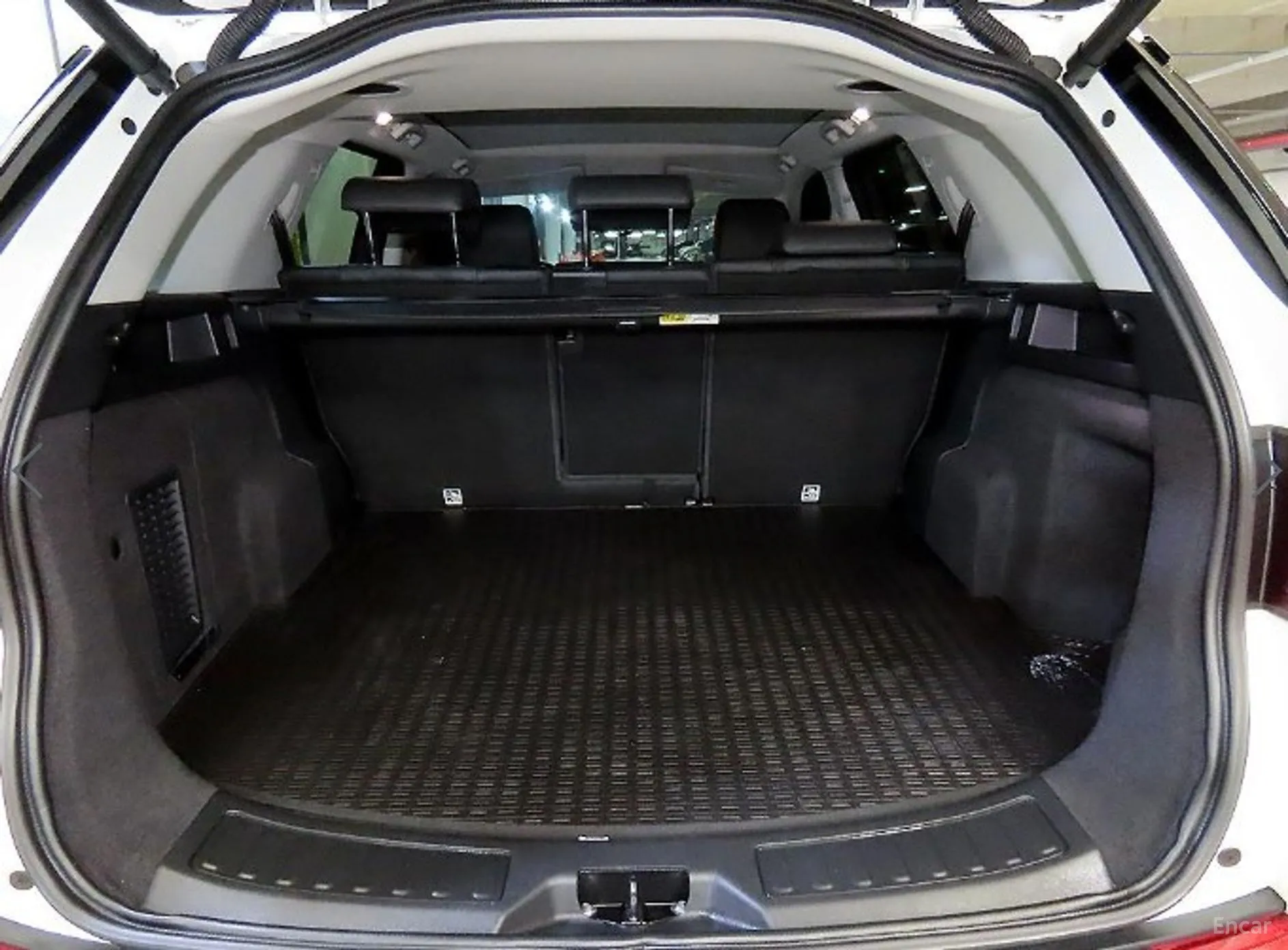Land Rover Discovery Sports превью 17