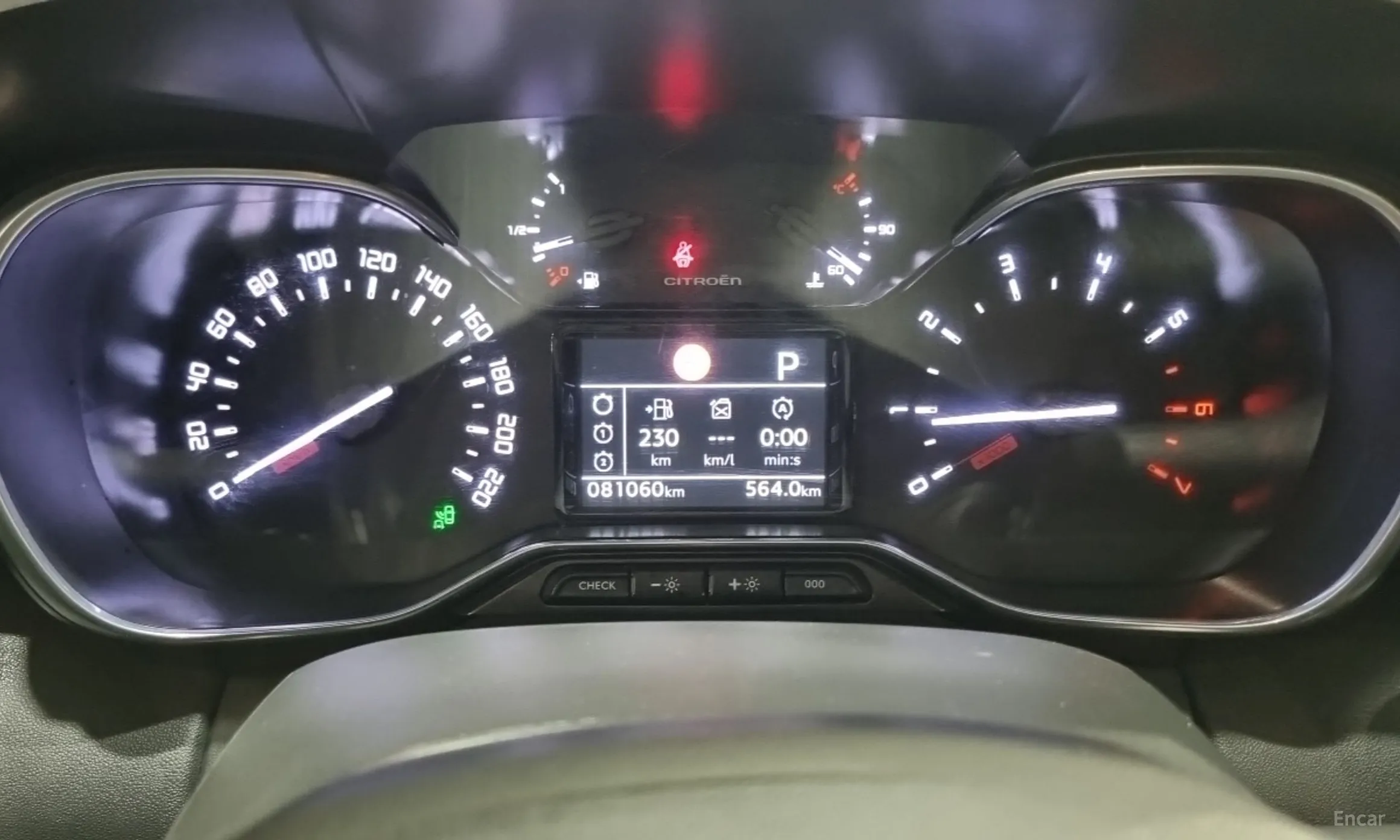 Citroën/DS C3 Aircross превью 17