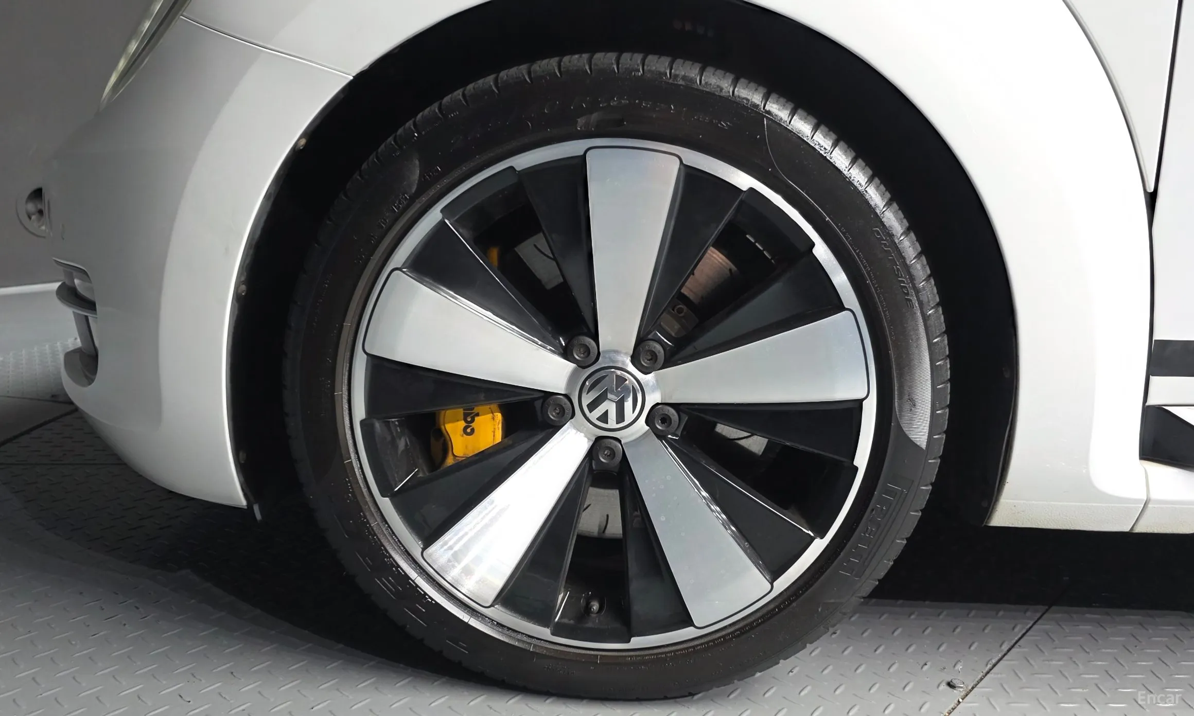 Volkswagen The Beetle превью 5