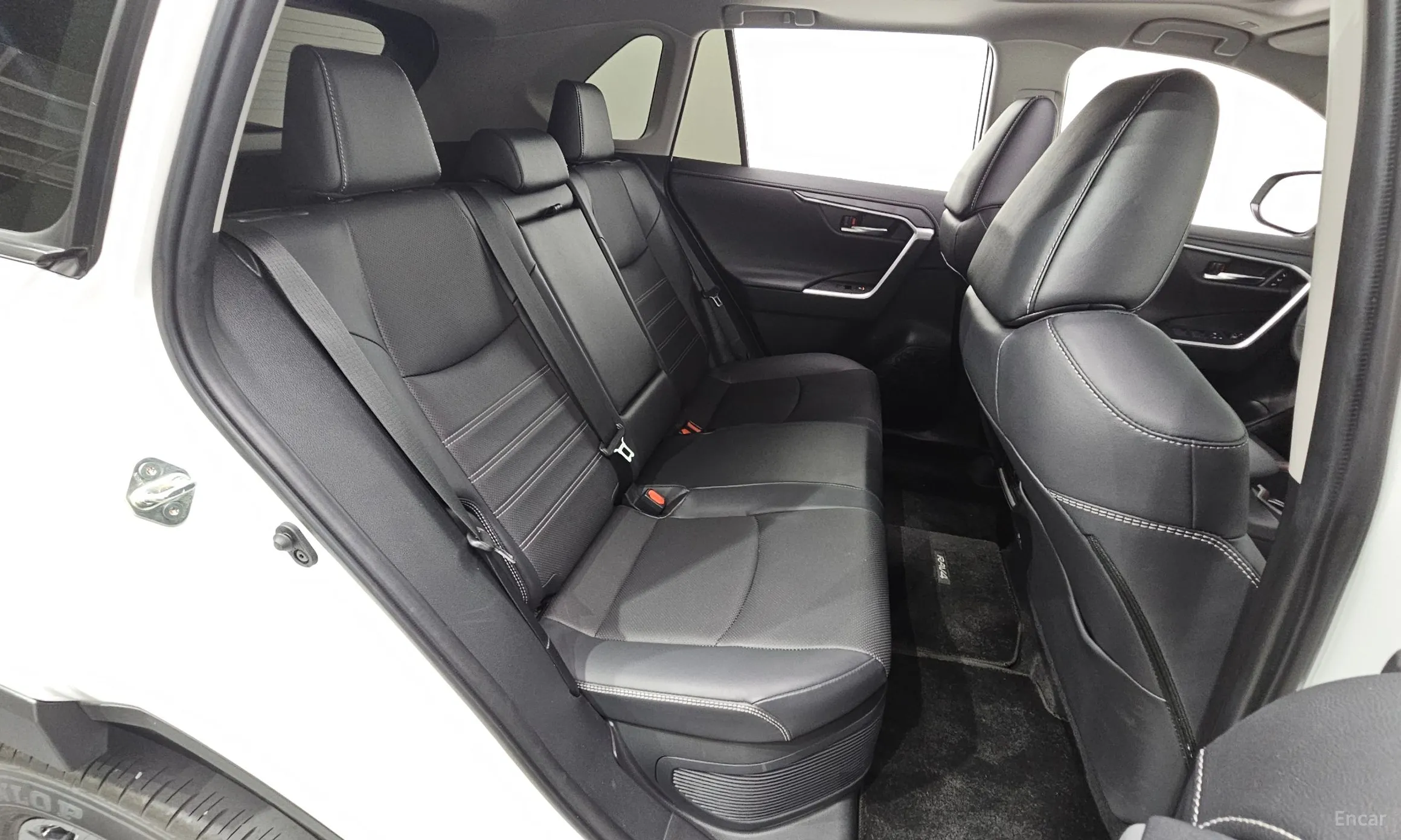 Toyota RAV4 5th Generation превью 11