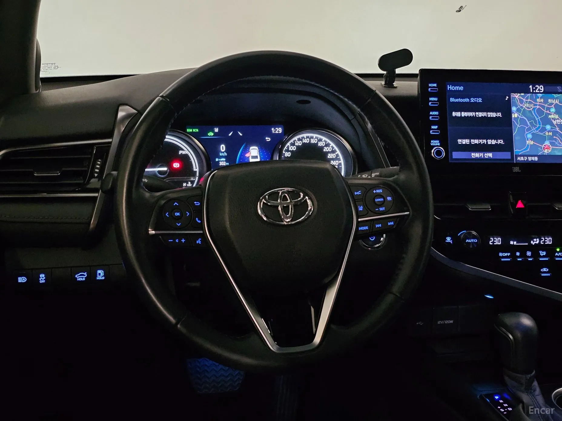 Toyota Camry (XV70) превью 12