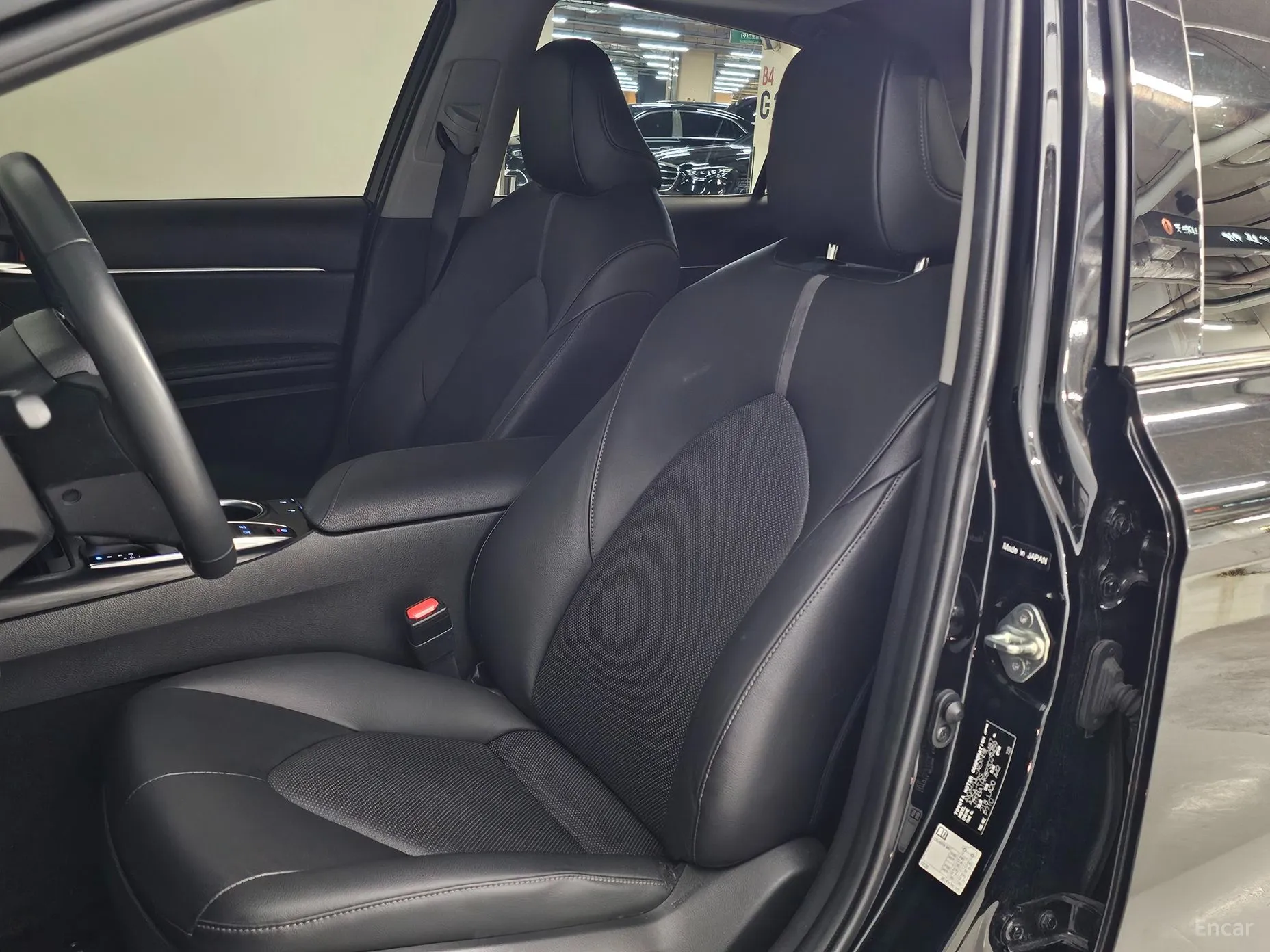 Toyota Camry (XV70) превью 8