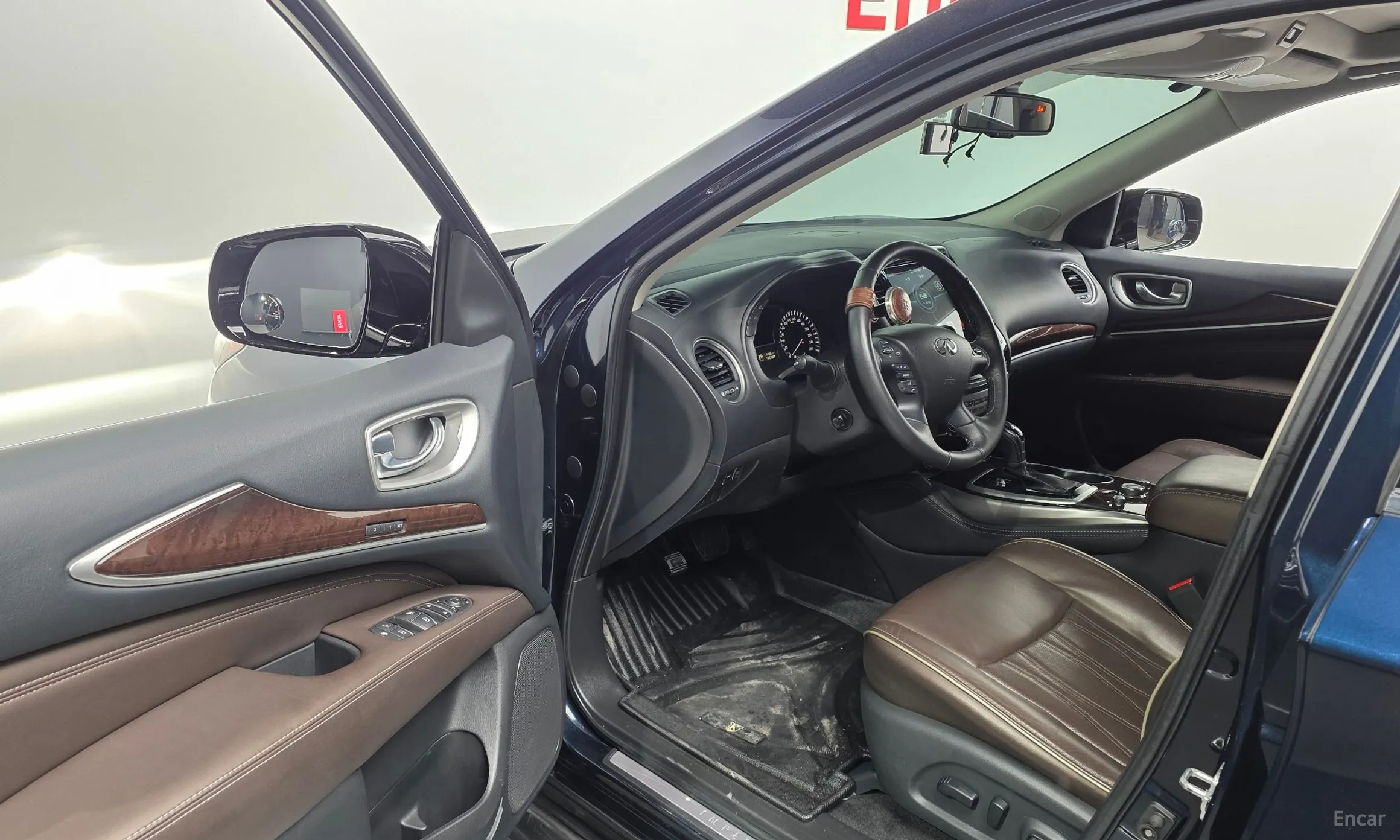 Infiniti QX60 превью 10