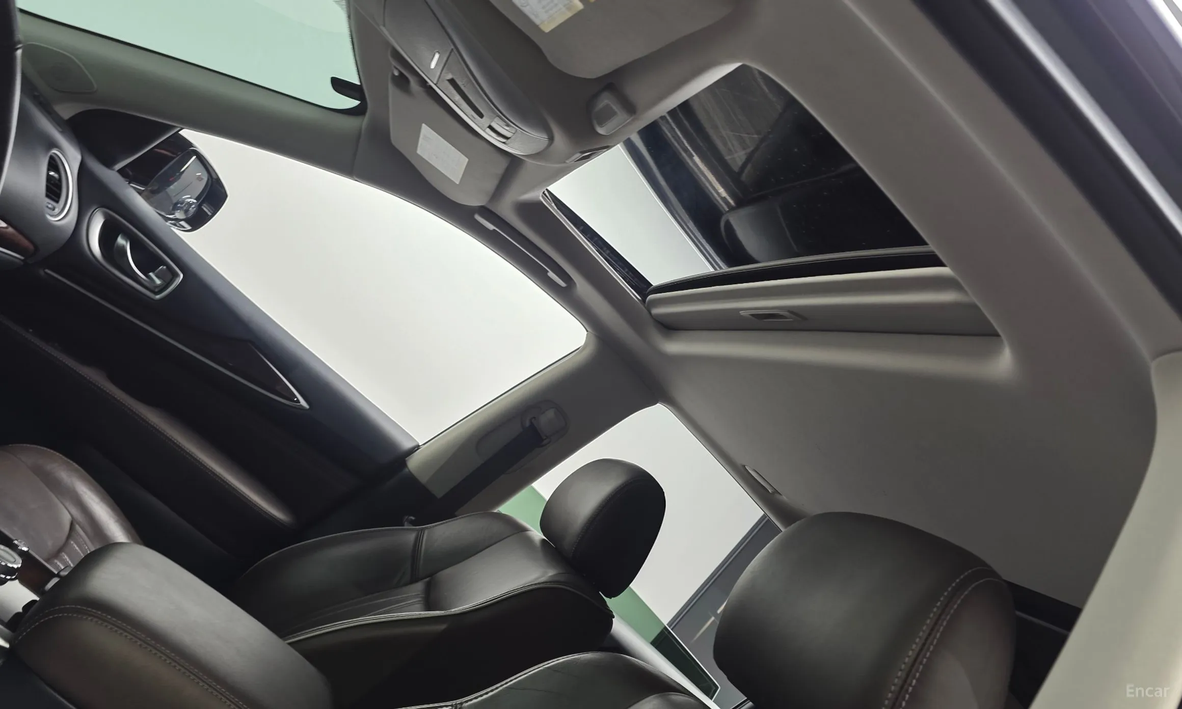 Infiniti QX60 превью 19