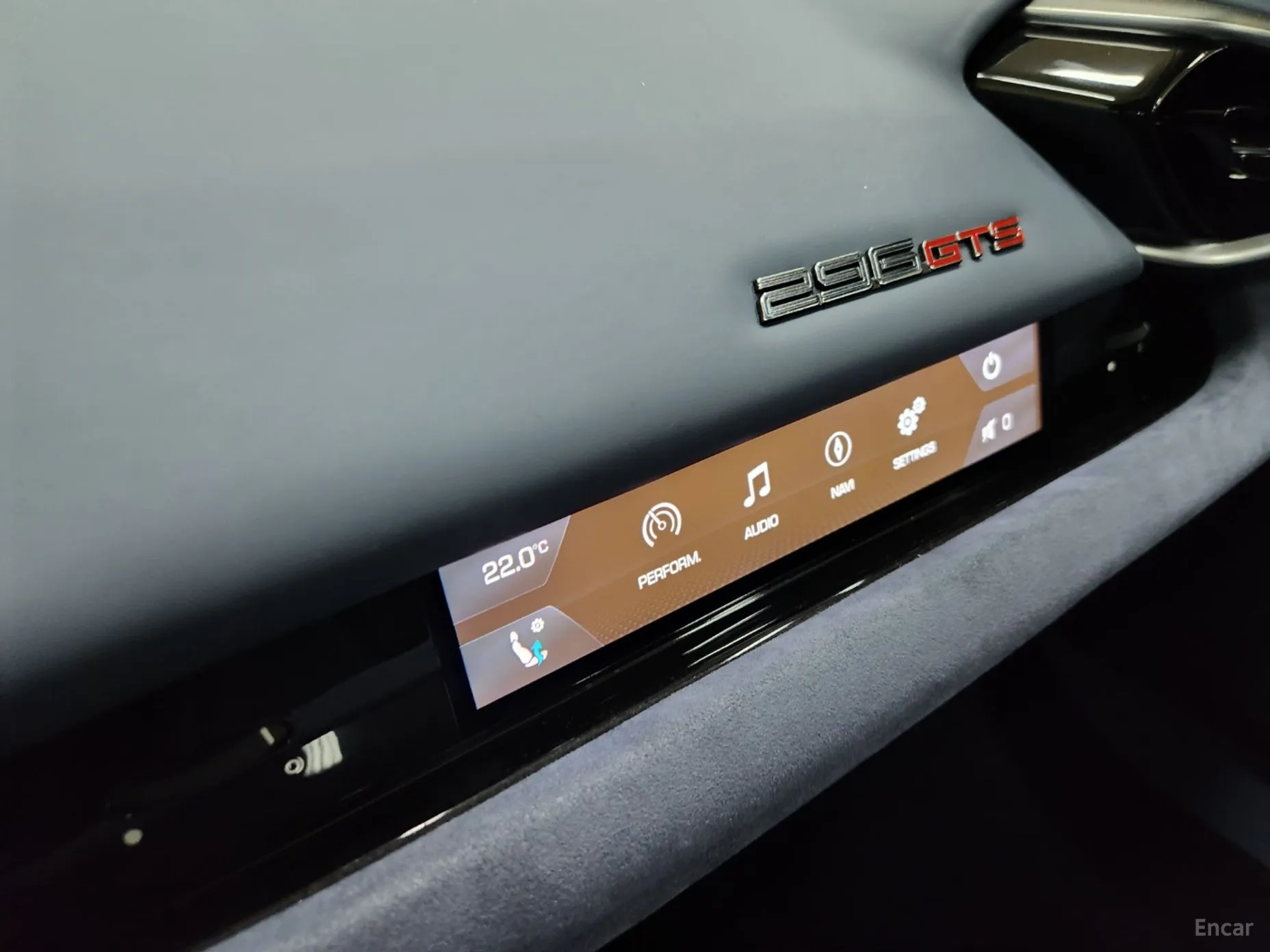 Ferrari 296 GTS превью 15