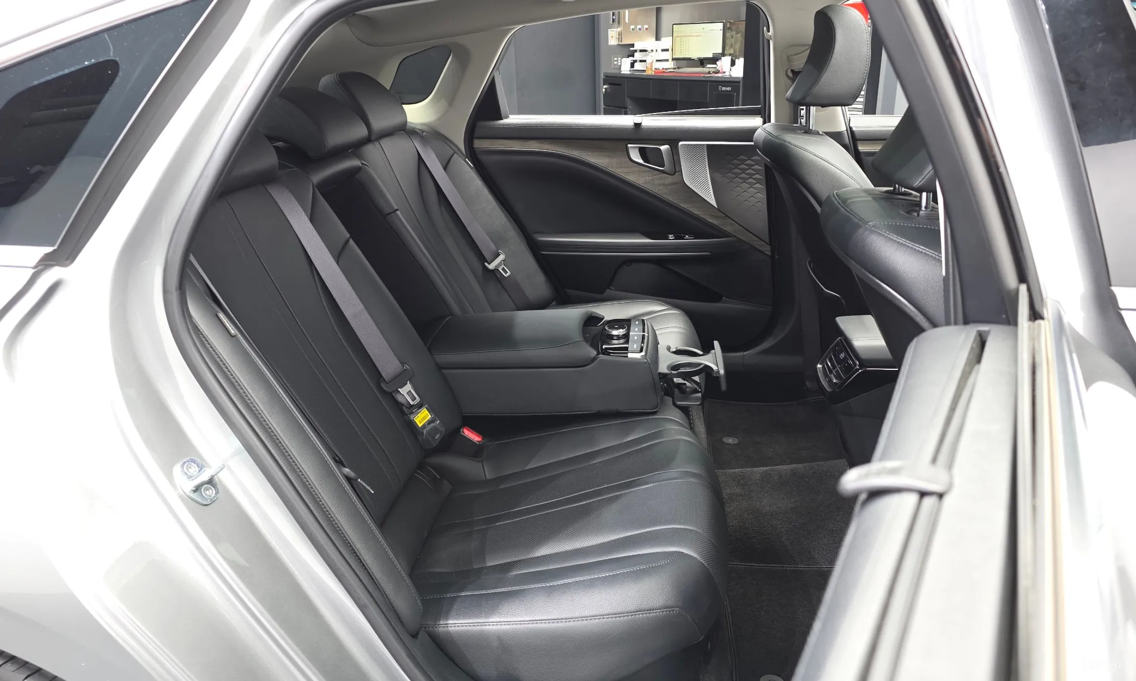 Kia K8 Hybrid превью 12