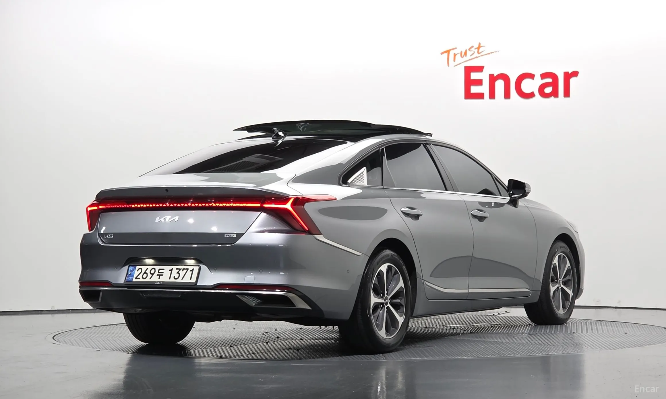Kia K8 Hybrid