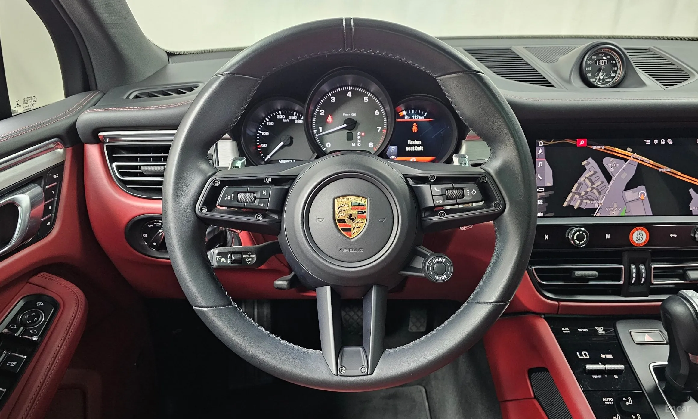 Porsche Macan превью 13