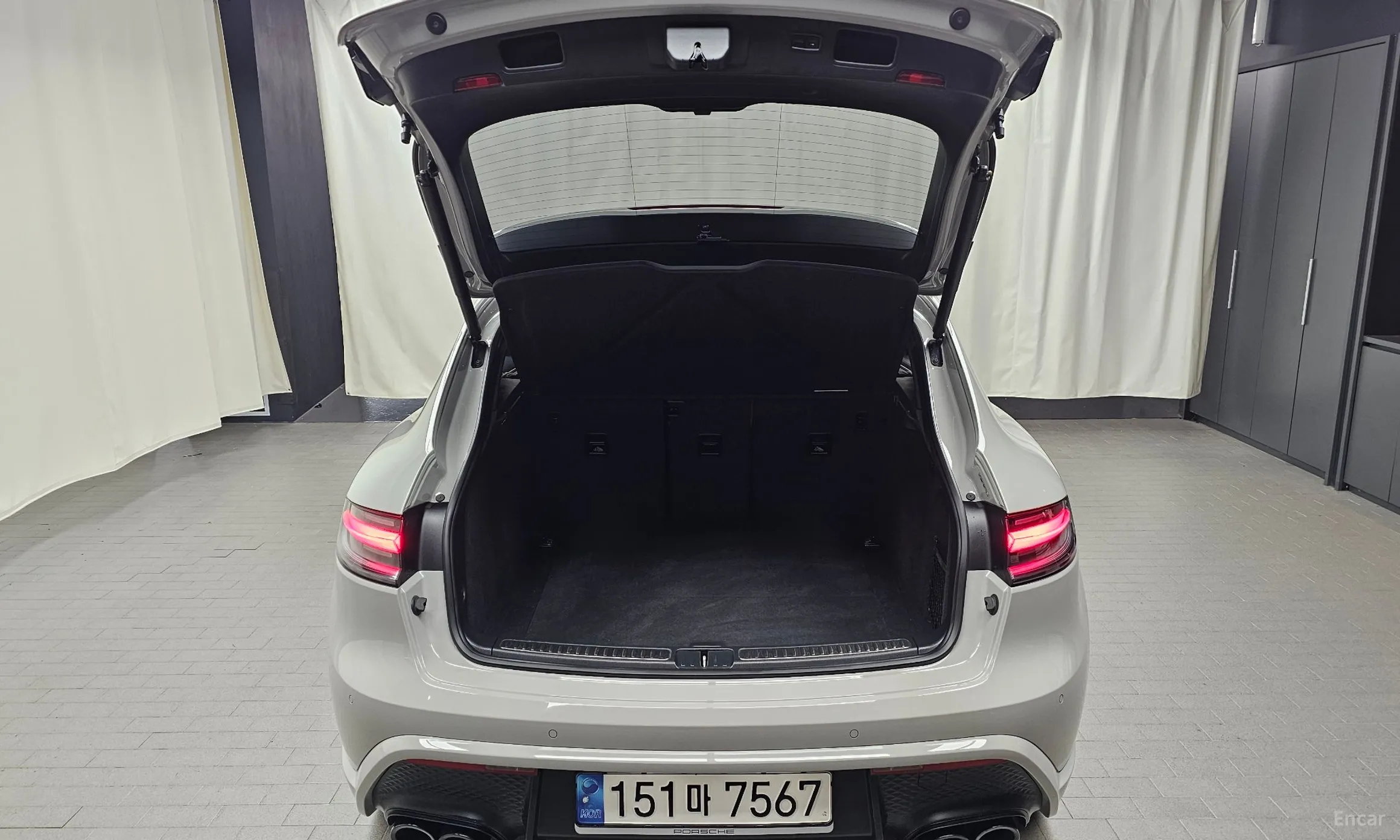 Porsche Macan превью 18