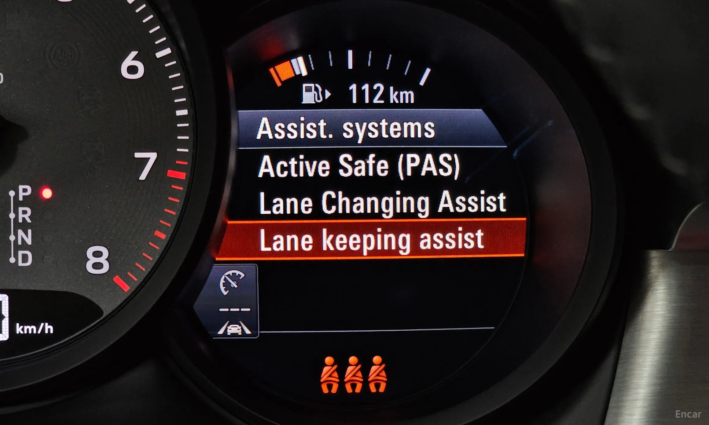 Porsche Macan превью 19