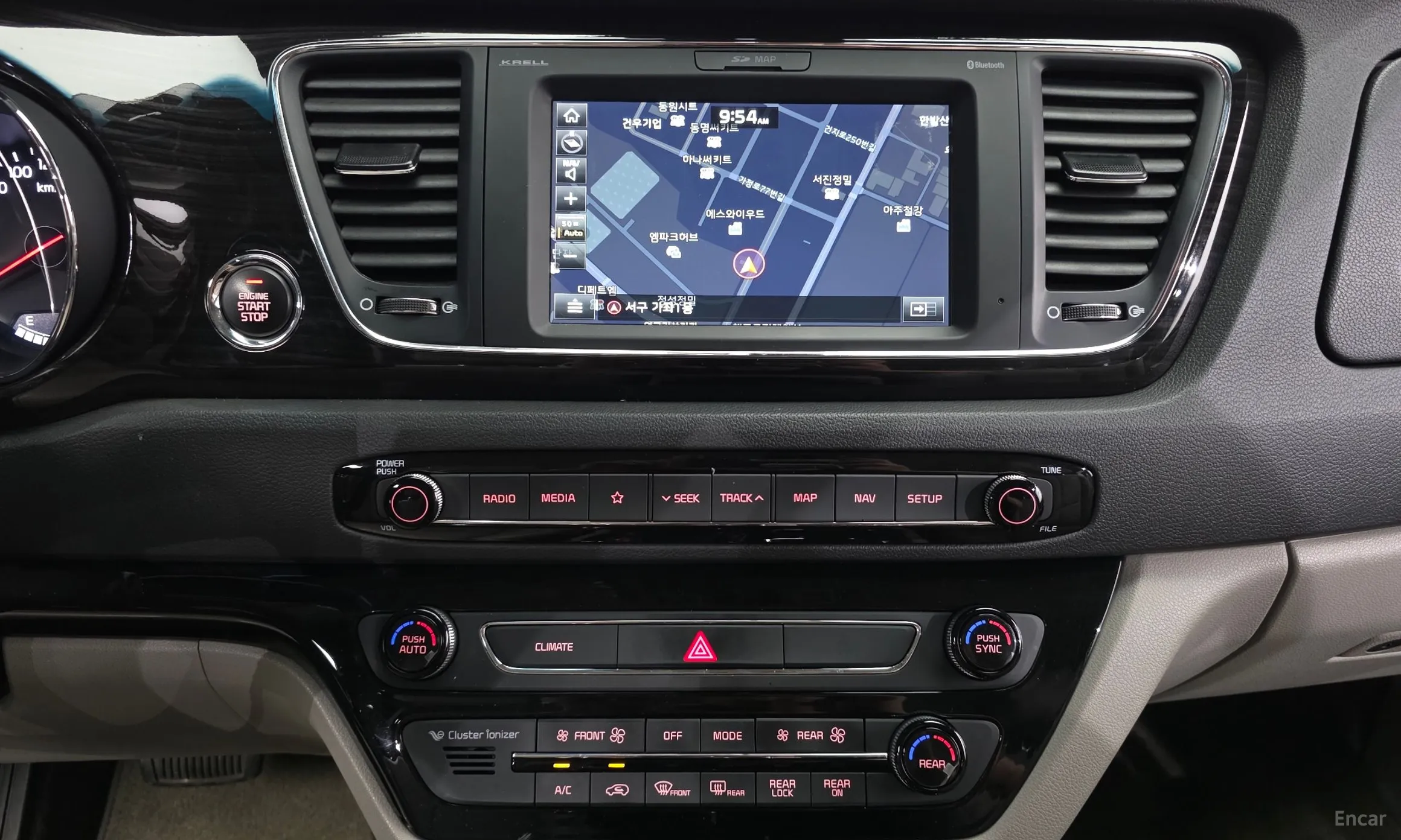 Kia Carnival превью 14