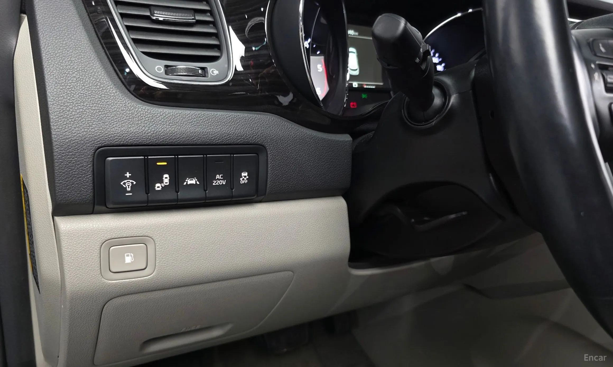 Kia Carnival превью 18