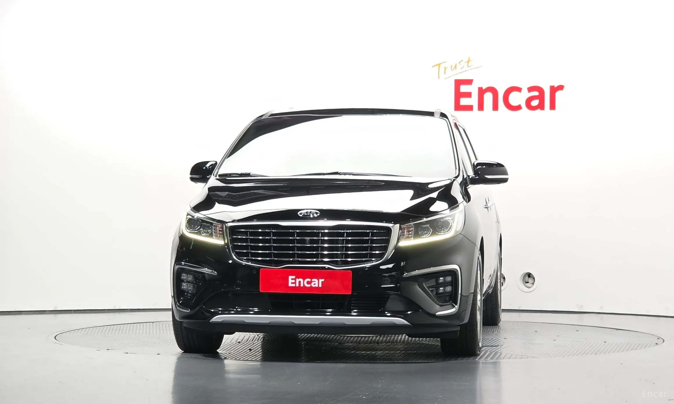 Kia Carnival превью 3