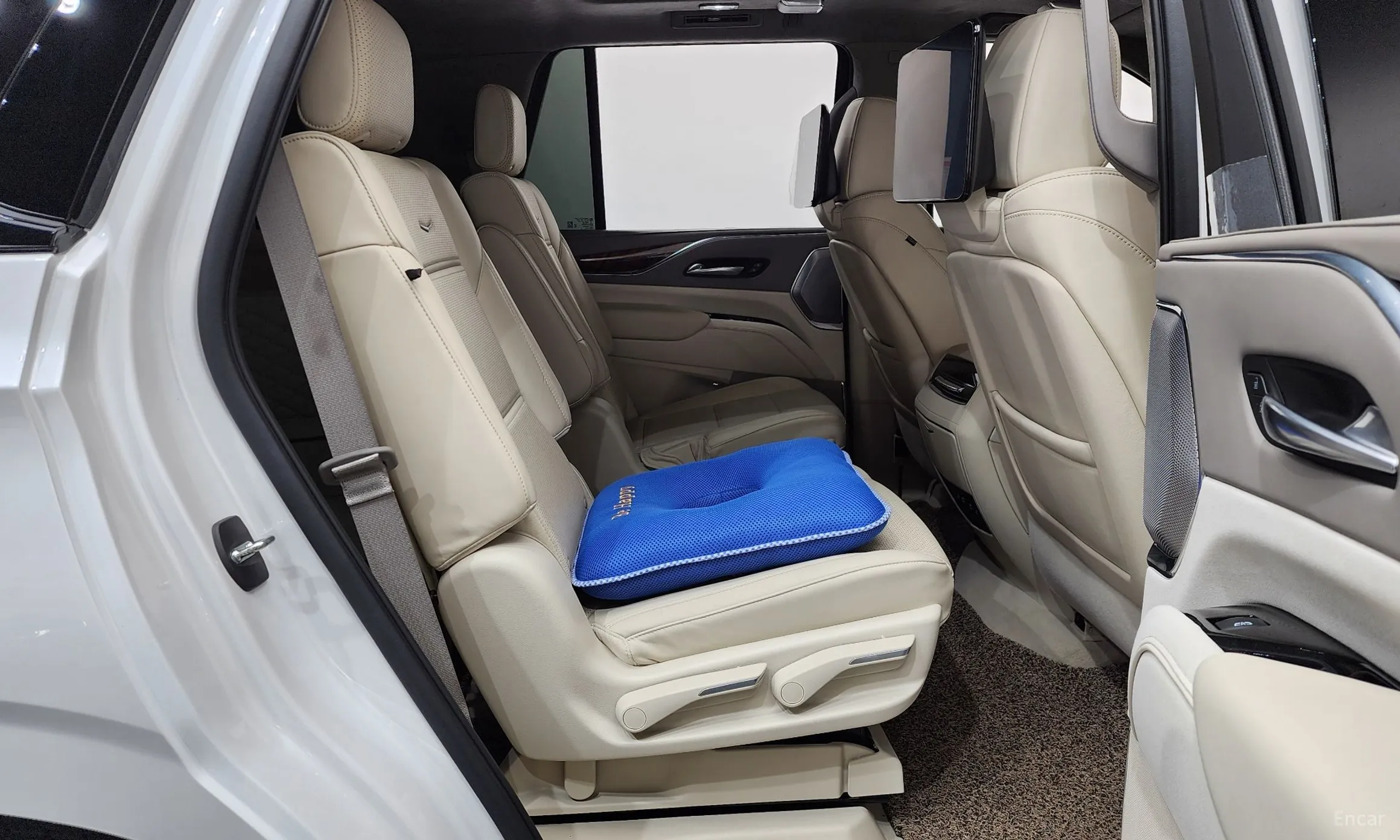 Cadillac Escalade 5th Generation превью 11