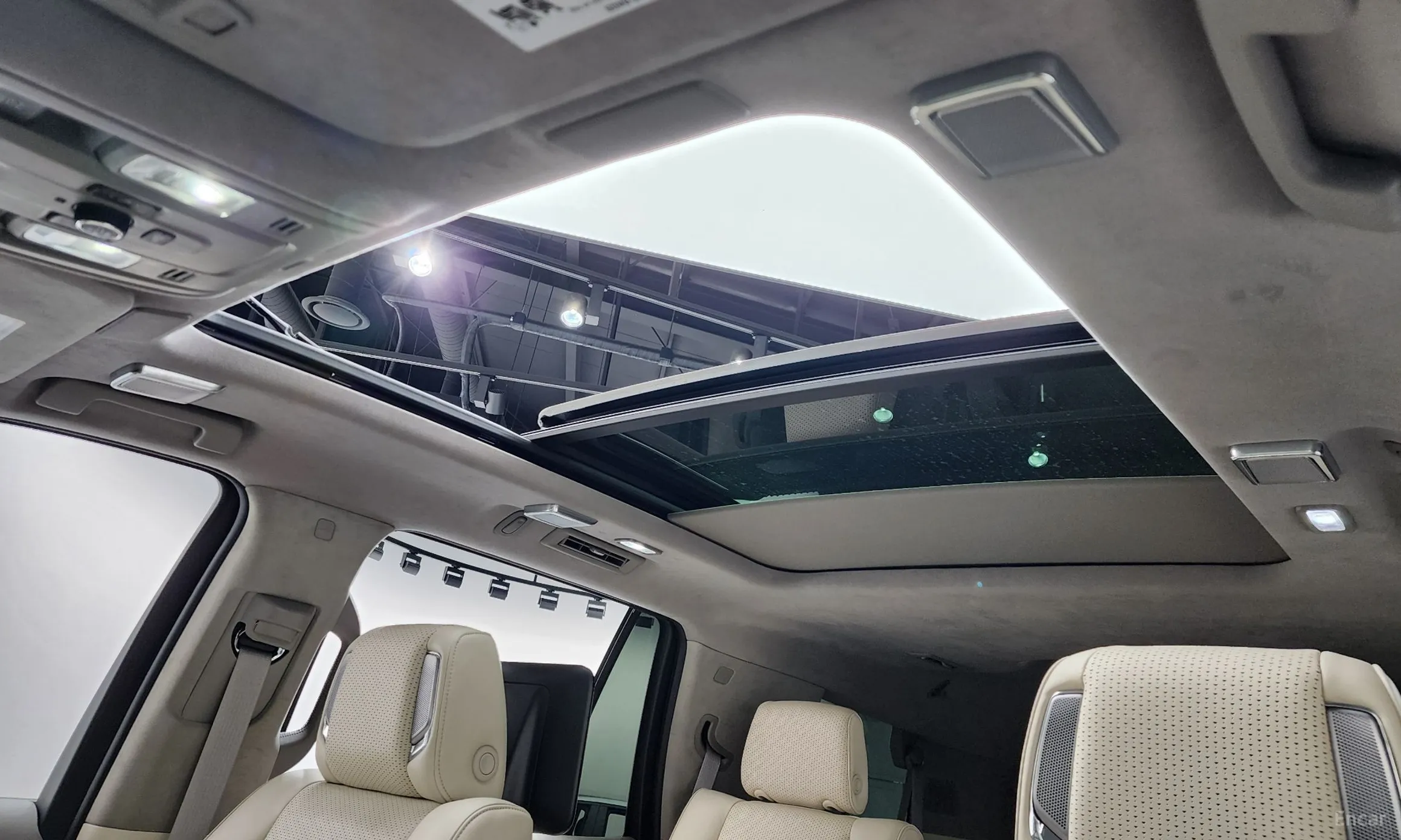 Cadillac Escalade 5th Generation превью 18