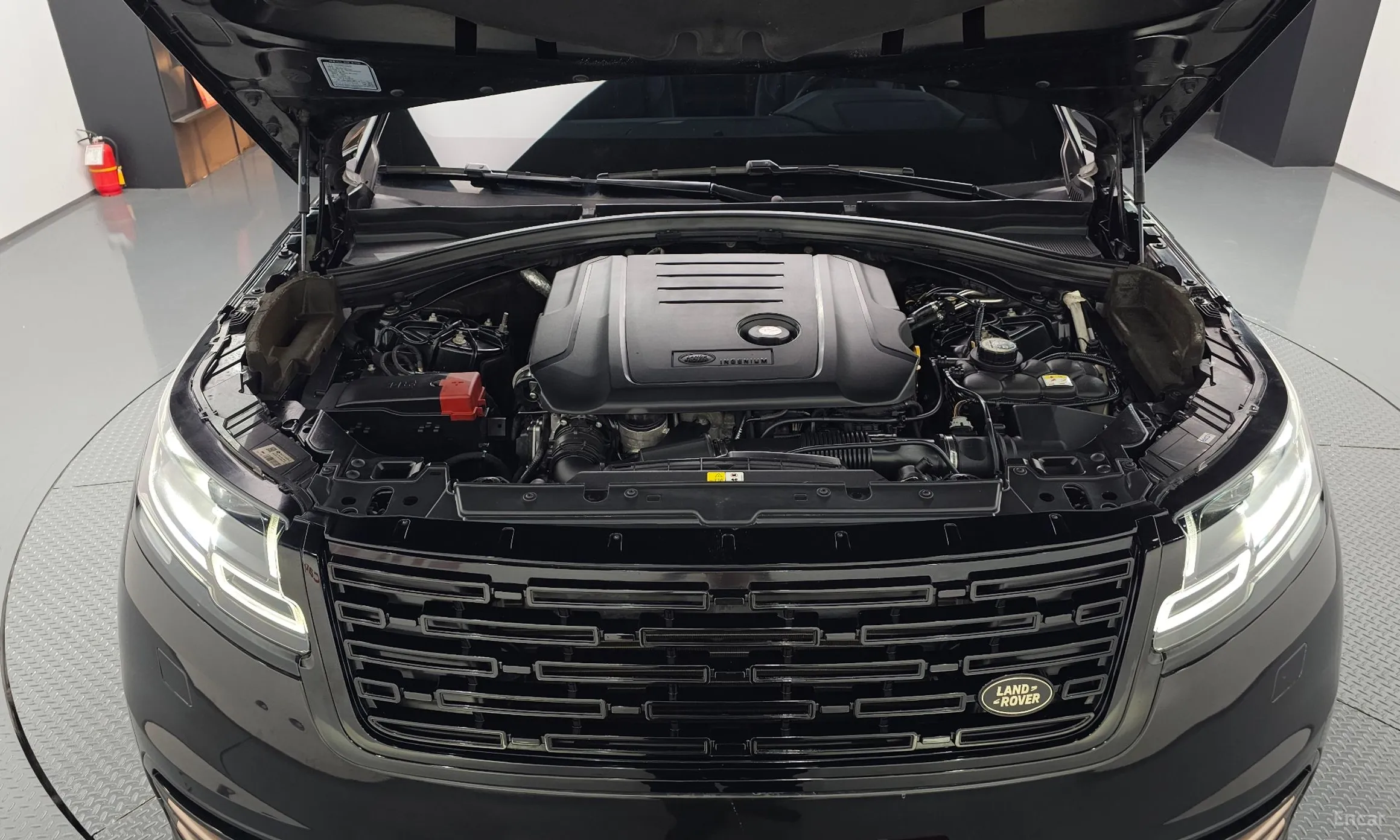 Land Rover Range Rover Bella превью 6