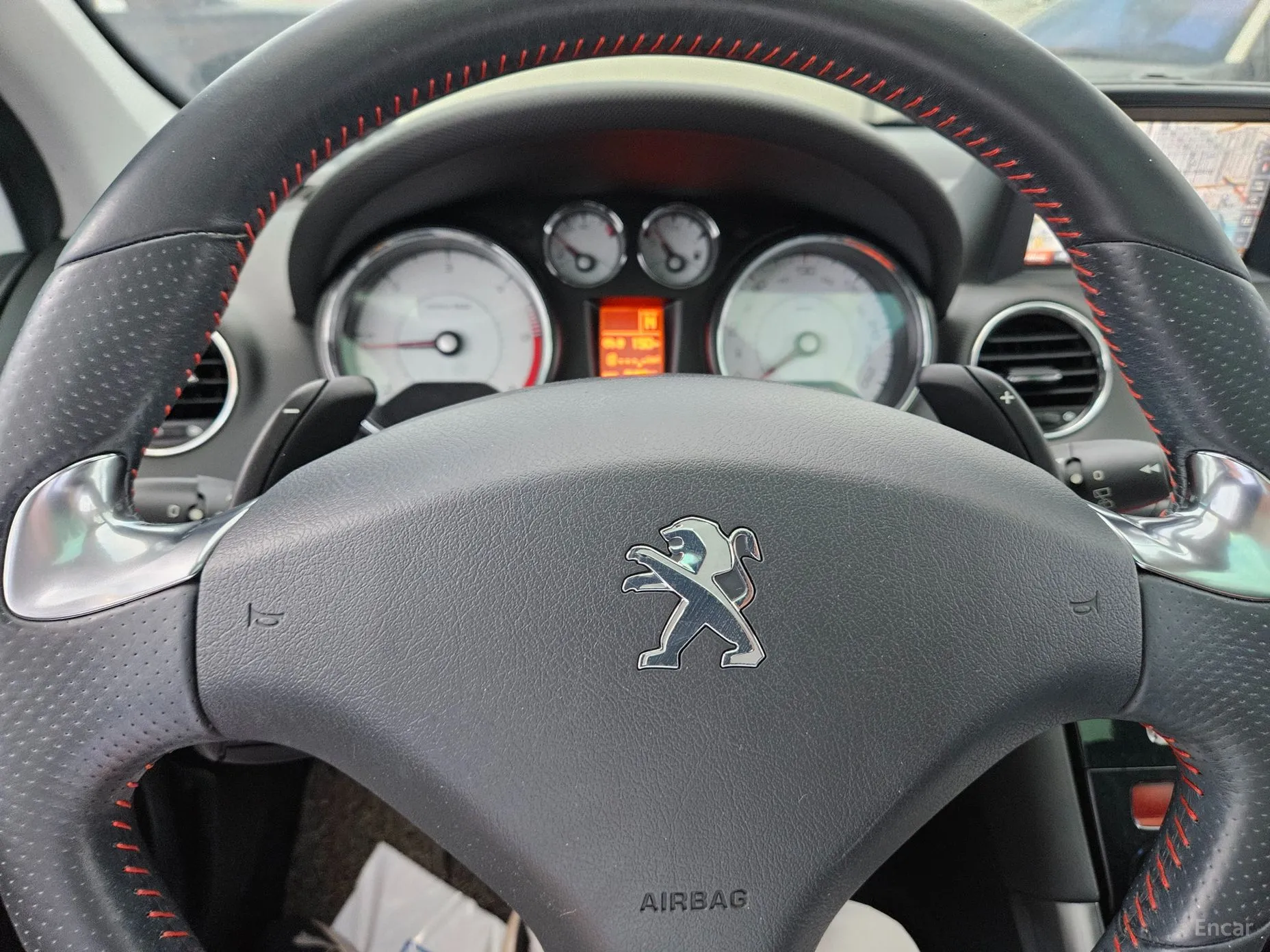 Peugeot 308 превью 17